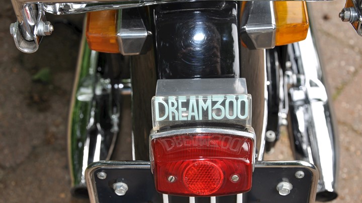 Honda Dream C77 1964 - 10.jpg