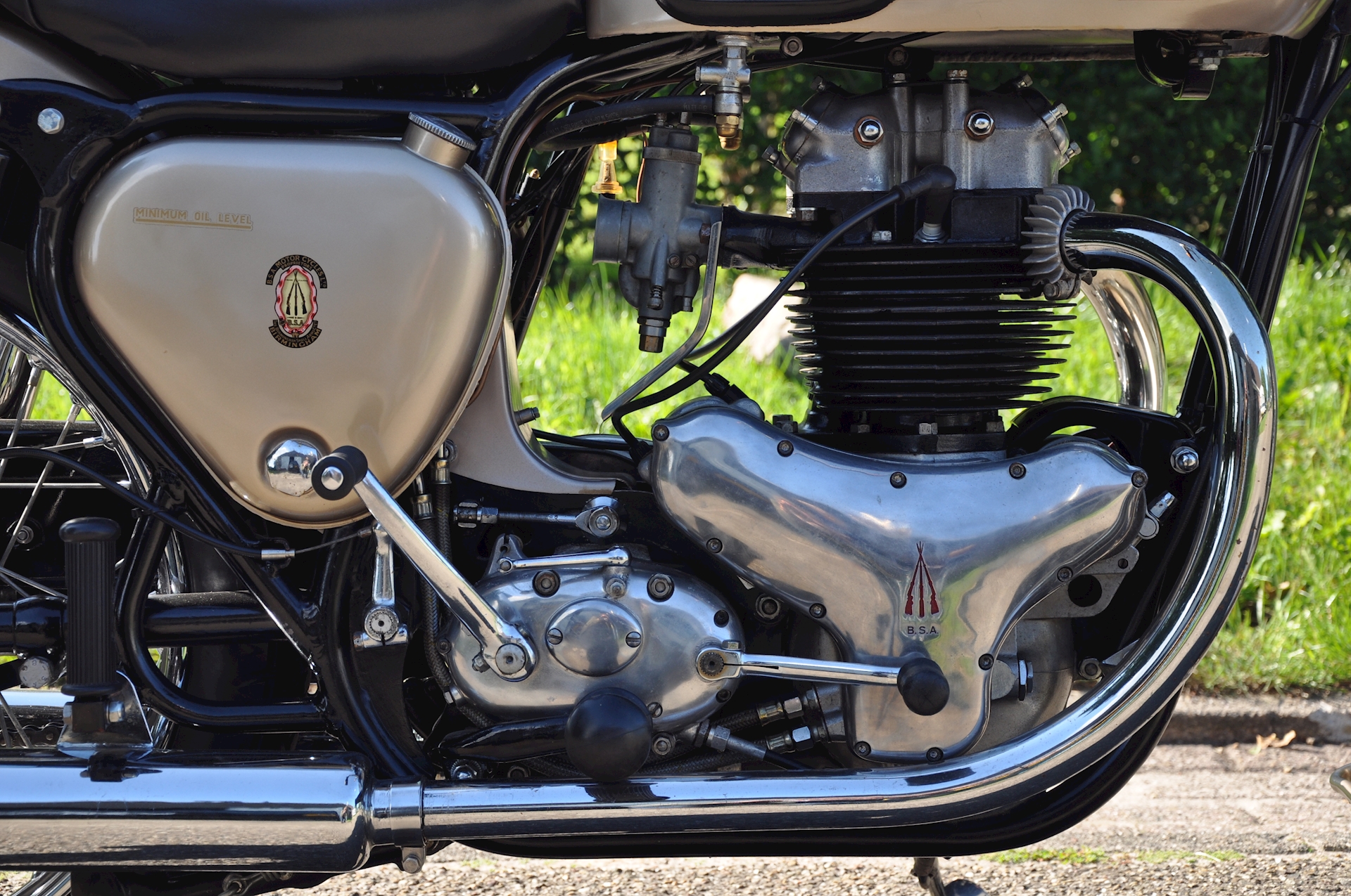 BSA A10 Golden Flash (650cc) - 04.JPG