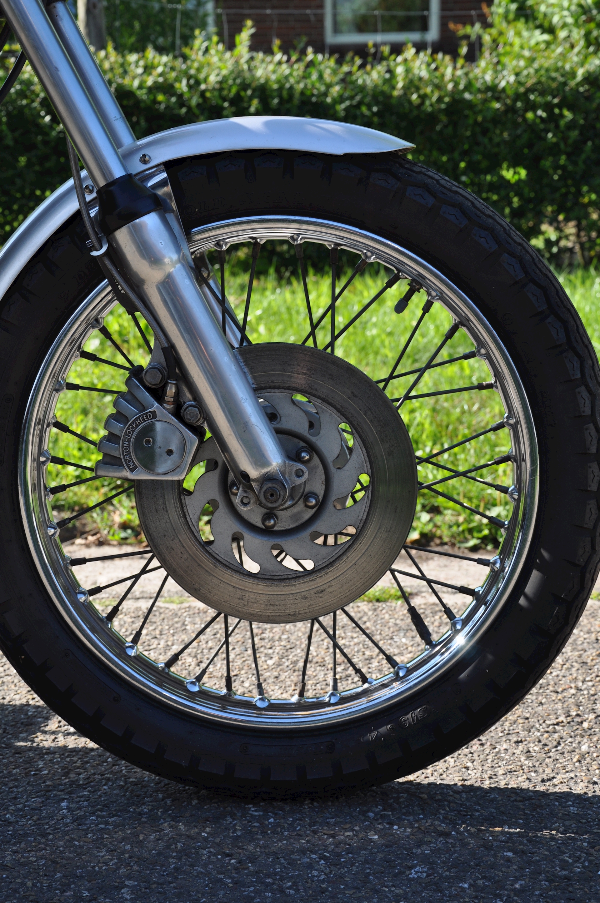 Norton Commando 750 Interstate (MK1) - 04.JPG