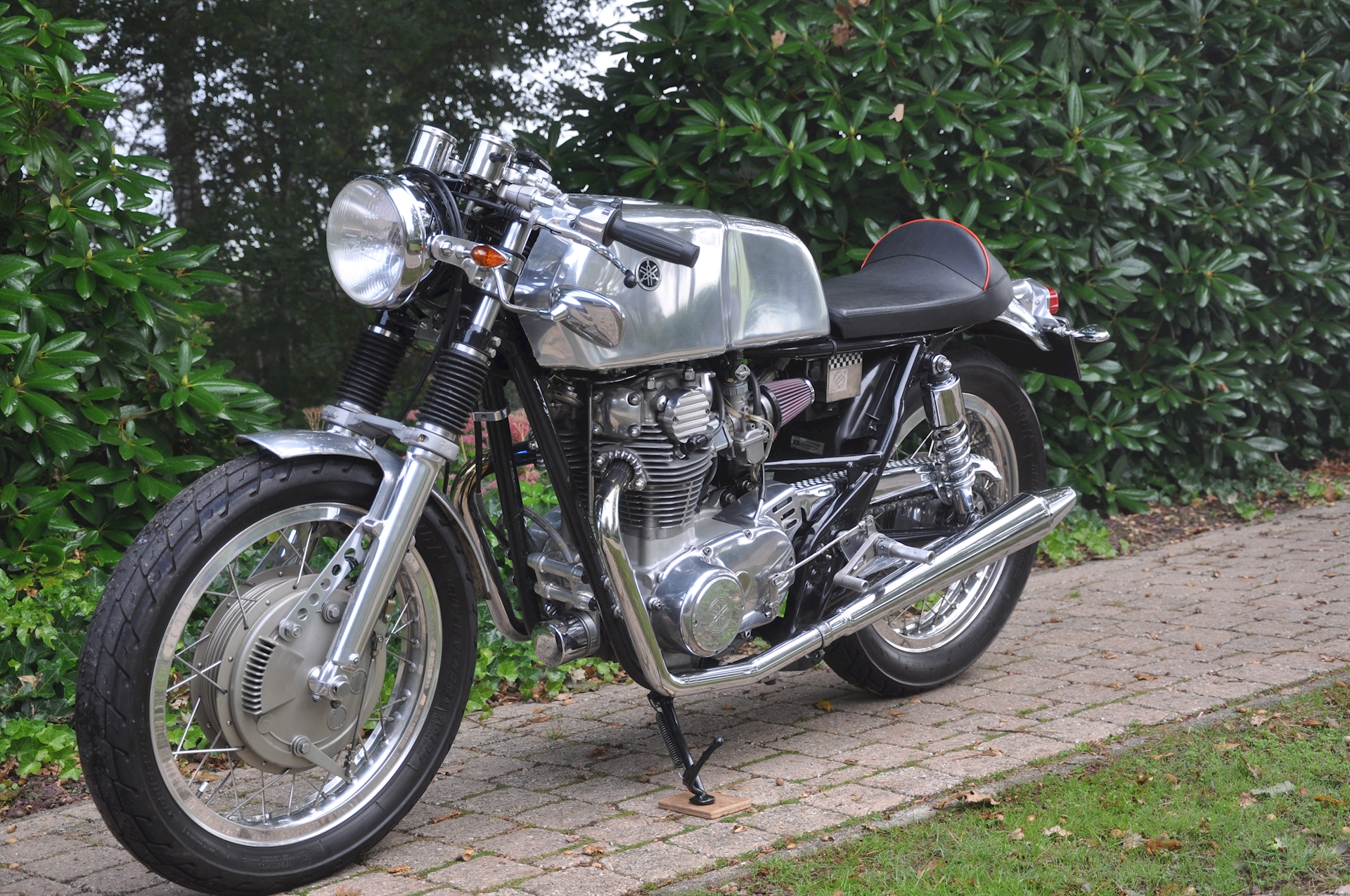 Yamaha XS650 caferacer-03.jpg