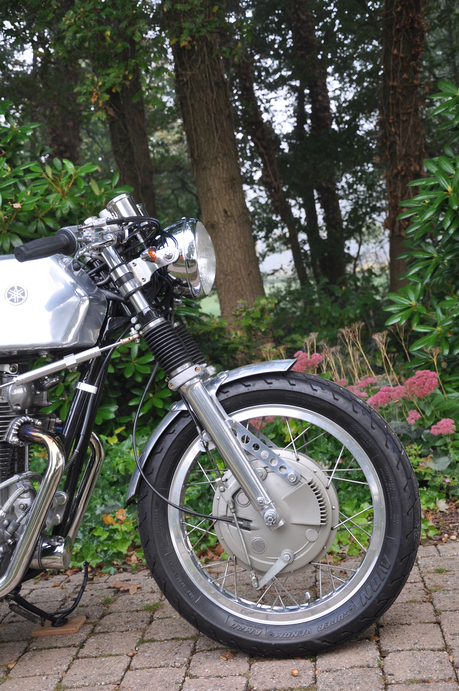 Yamaha XS650 caferacer-06.jpg