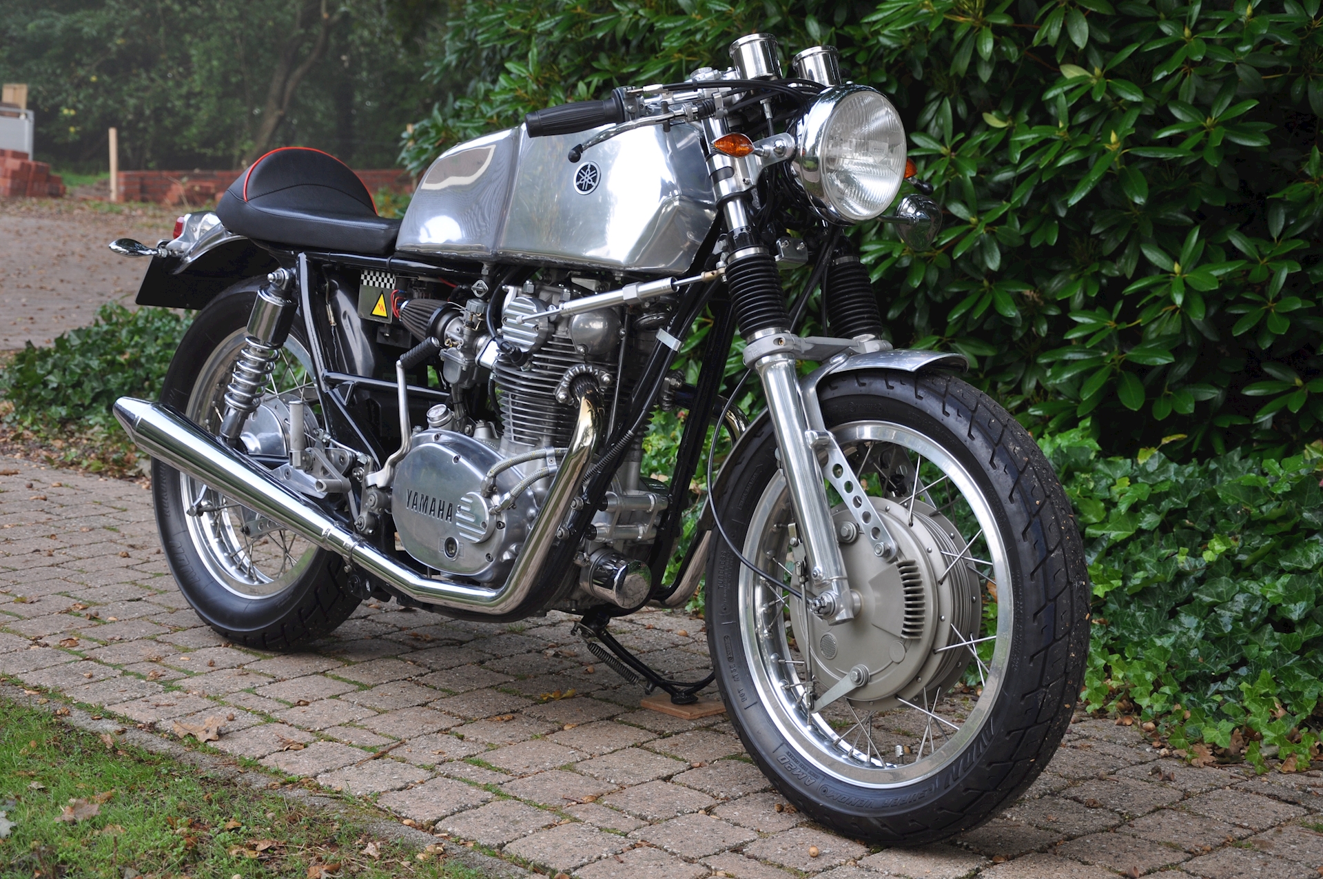 Yamaha XS650 caferacer-07.jpg