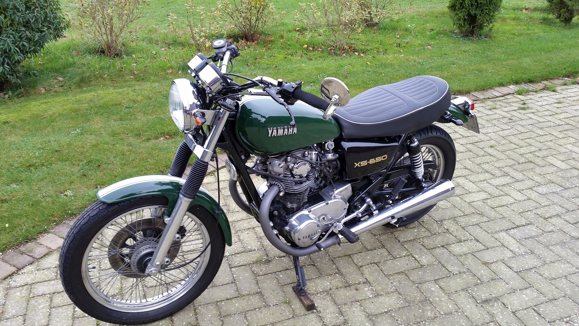 Yamaha XS650 Groen-Wit-03.jpg