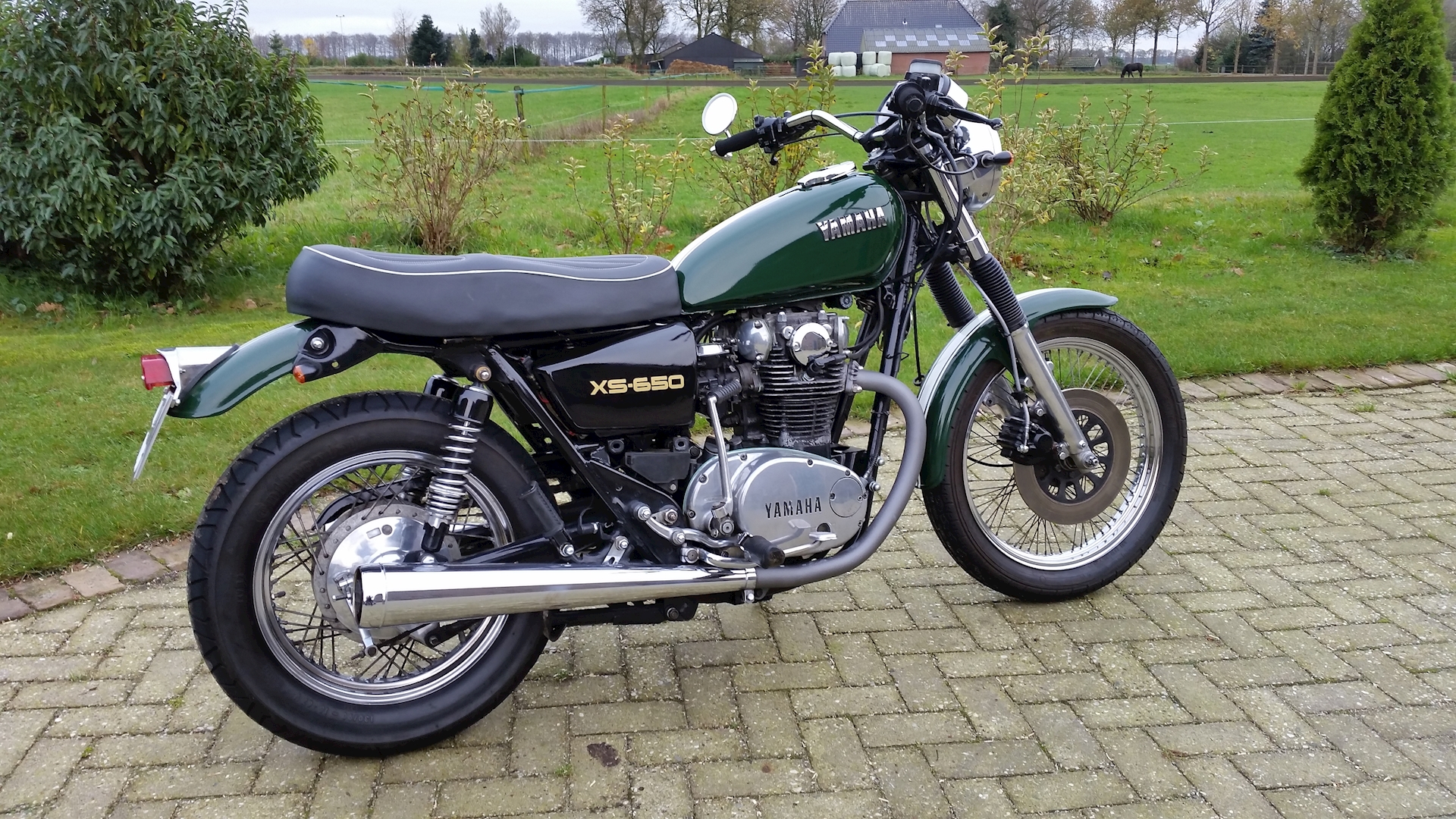 Yamaha XS650 Groen-Wit-05.jpg