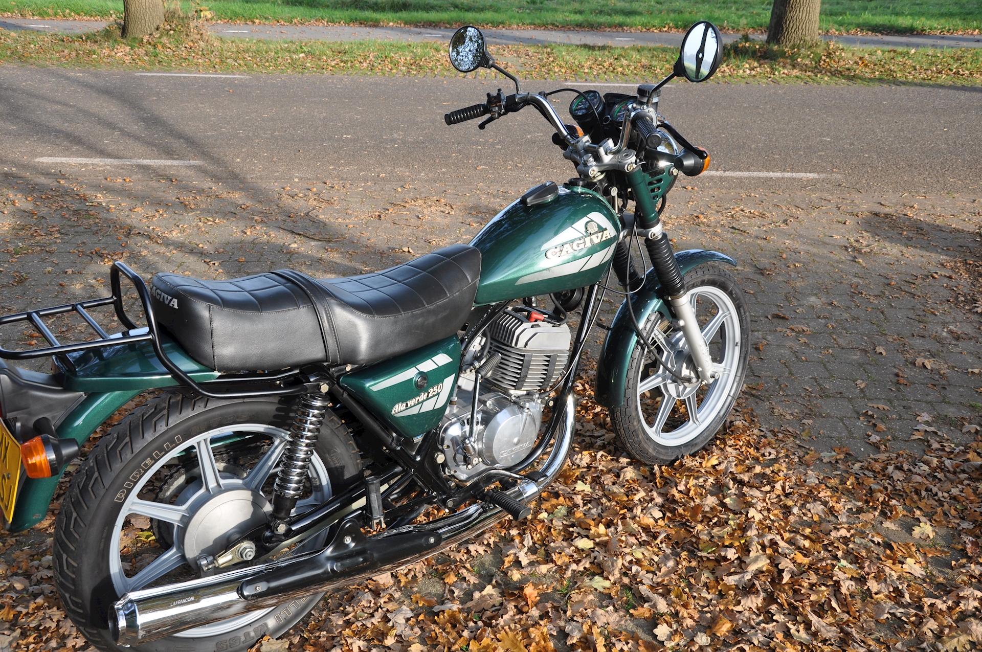 Cagiva 250 - 09.JPG