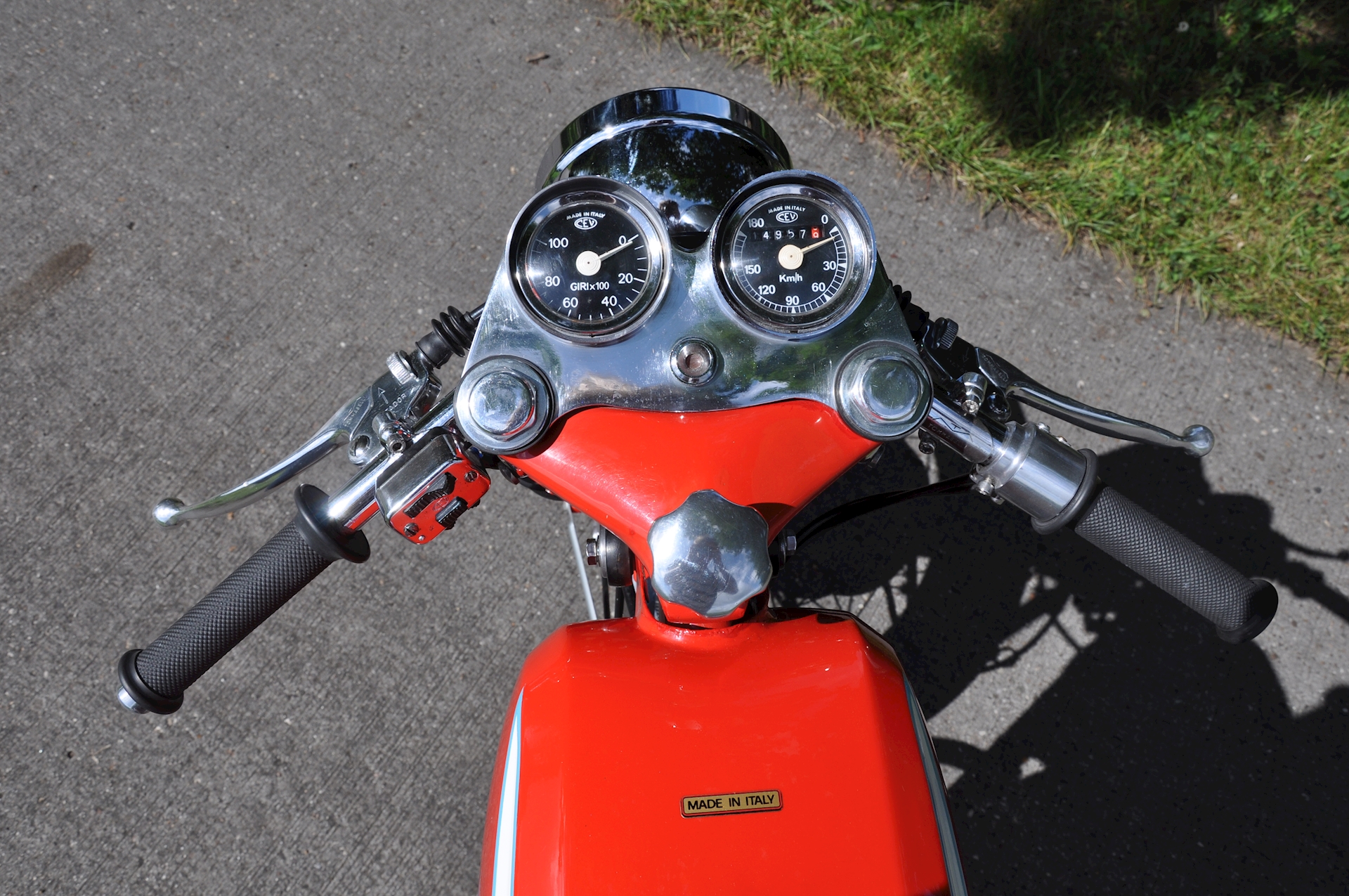 MV-Agusta-350-Sport-07.jpg