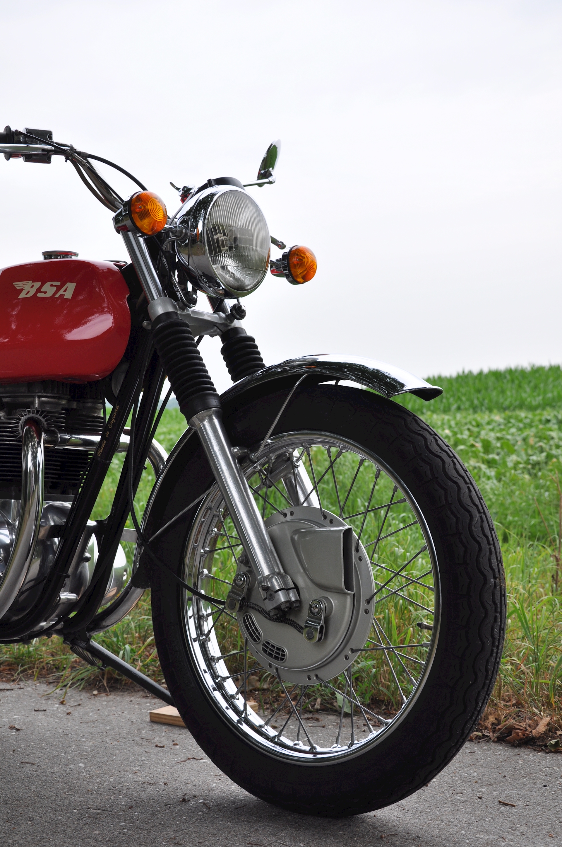 BSA-A65-Thunderbolt-04.jpg