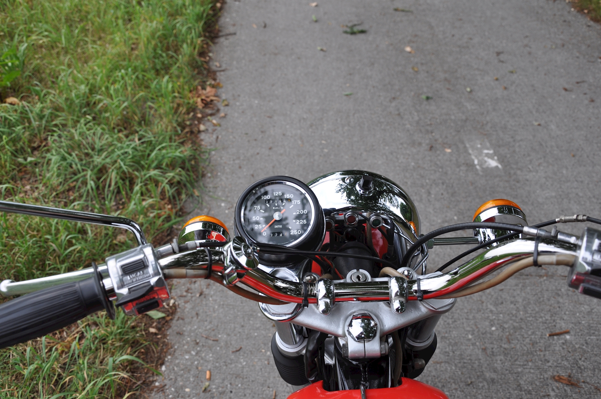 BSA-A65-Thunderbolt-05.jpg