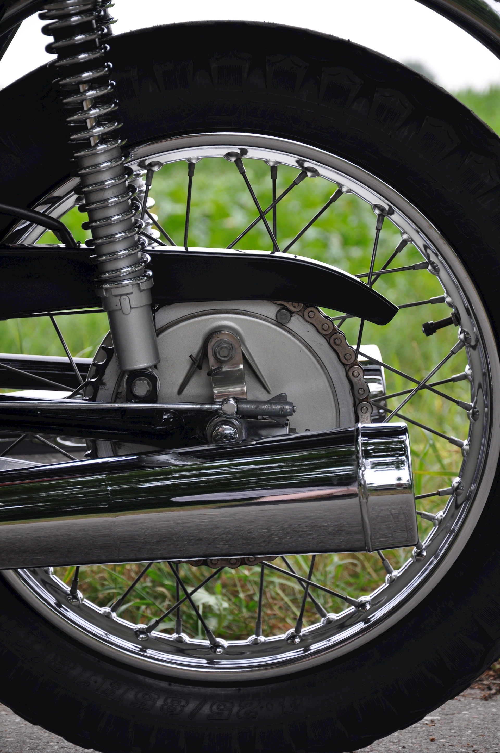 BSA-A65-Thunderbolt-06.jpg