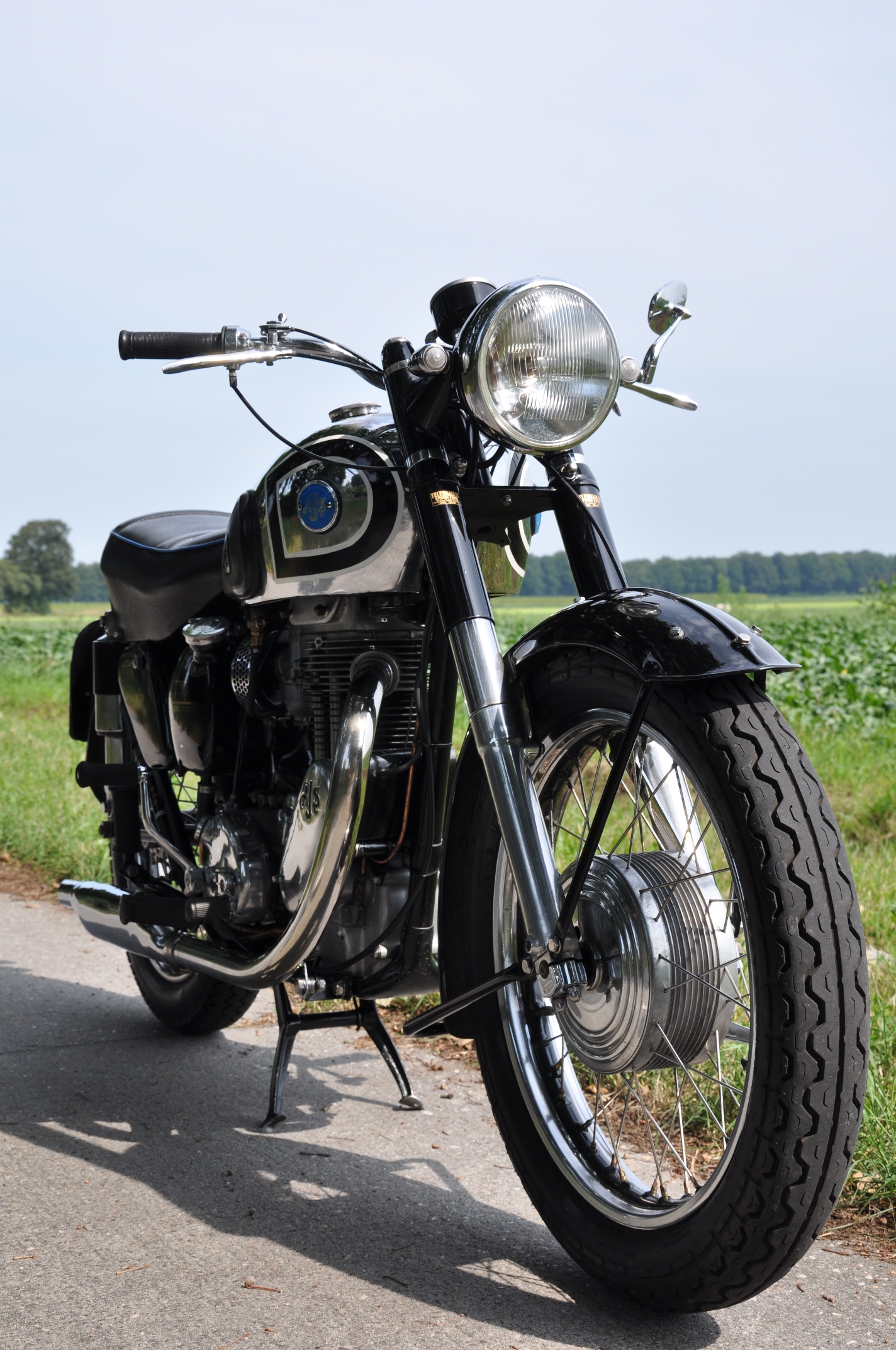 AJS 16MS  - 2.jpg