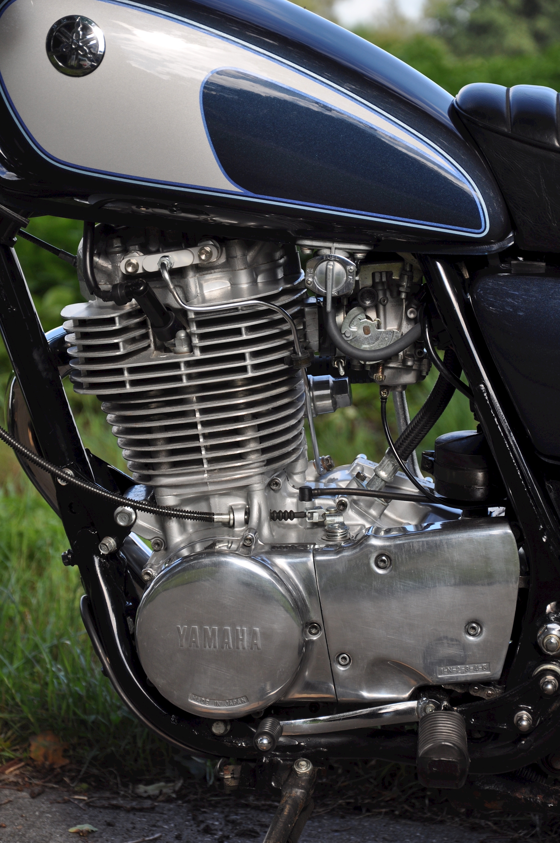Yamaha SR500-05.jpg