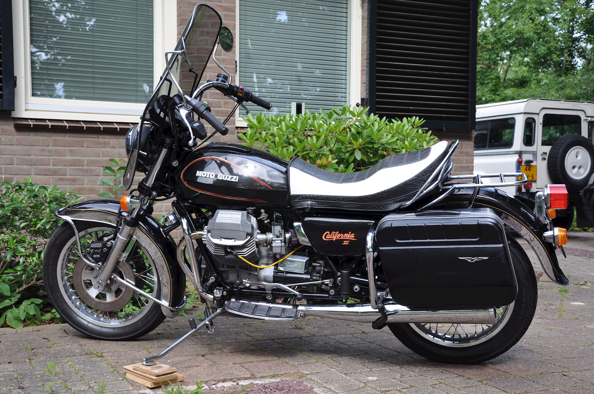 Moto Guzzi California II - 07.jpg