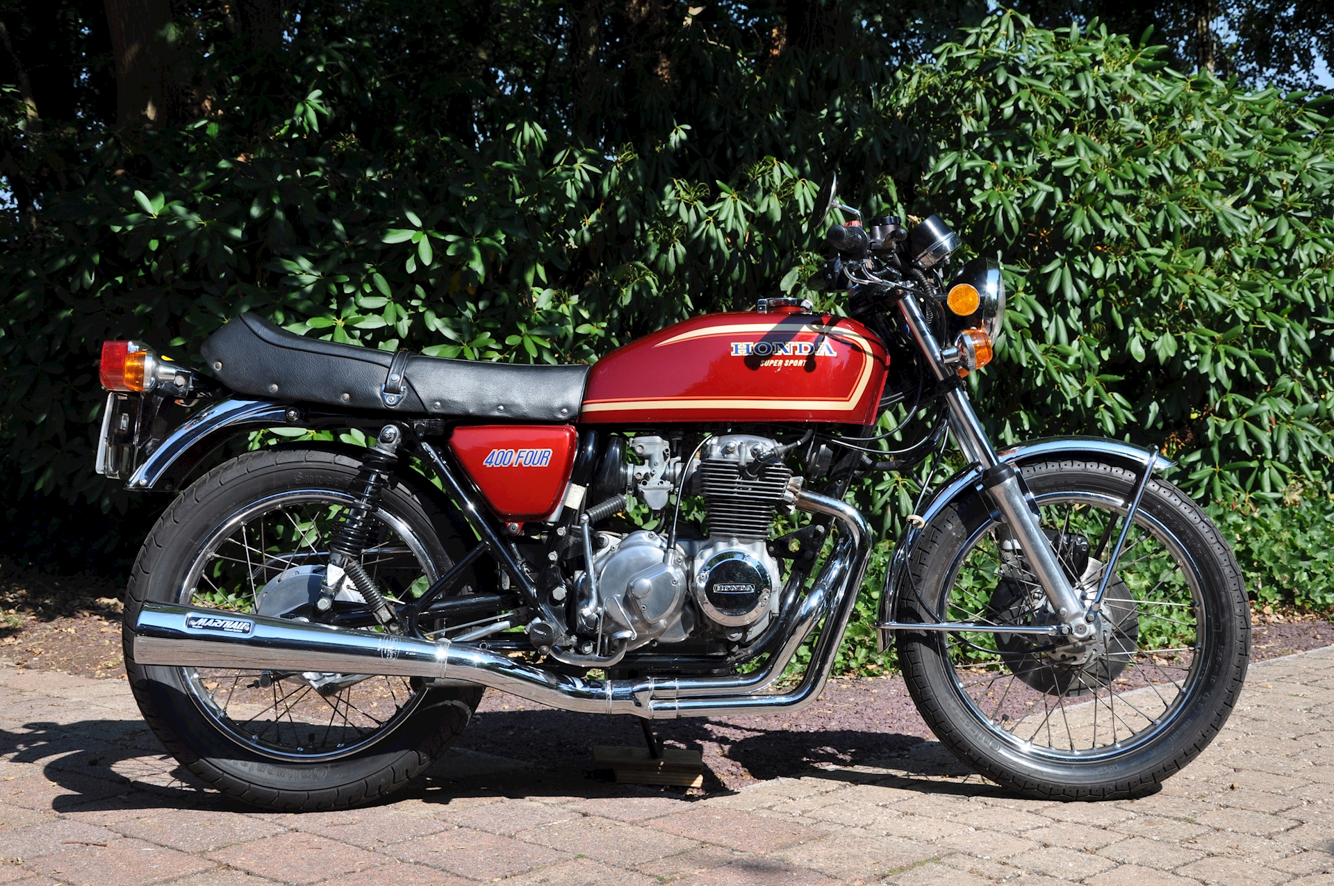 Honda cb 400f