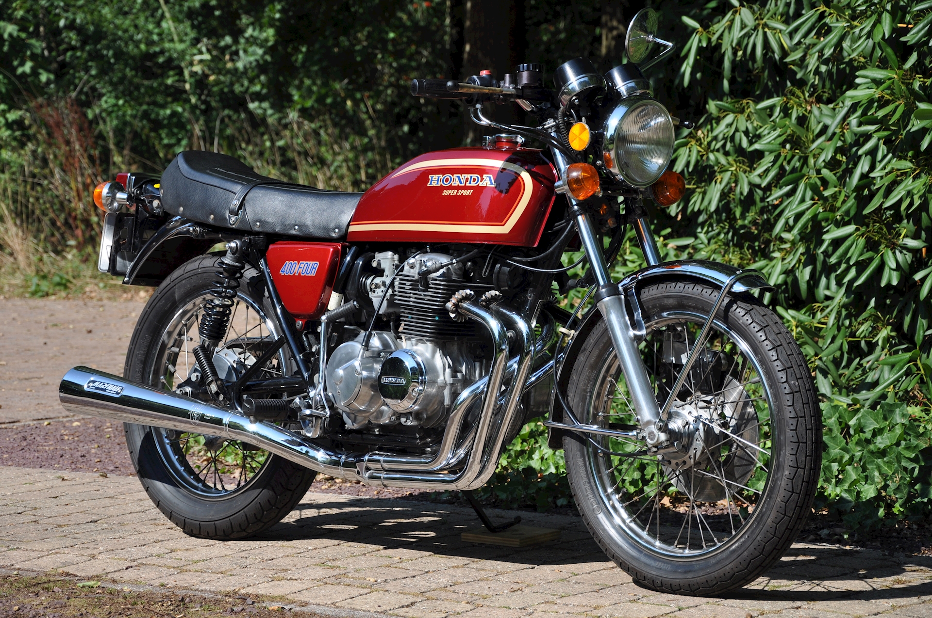 Honda CB400F Super Sport 1978 - 05.jpg