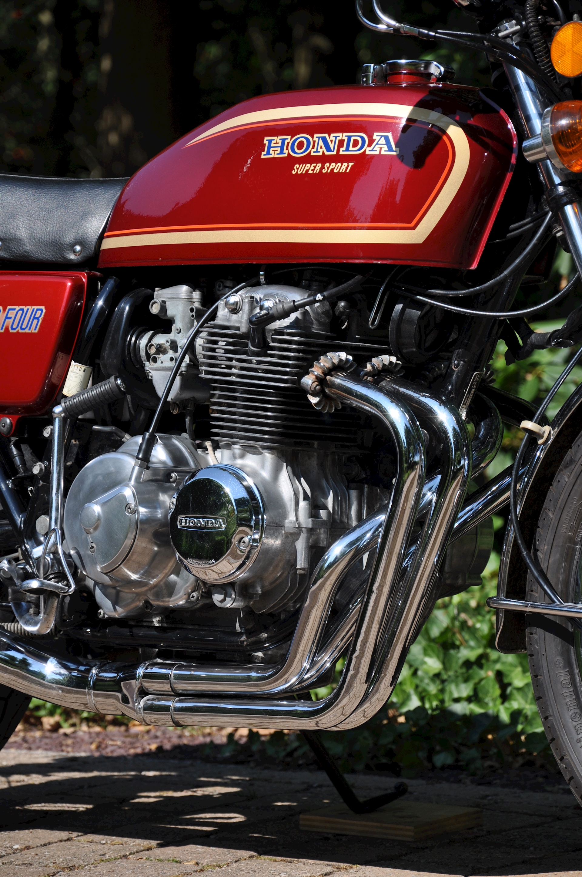 Honda CB400F Super Sport 1978 - 09 (2).jpg