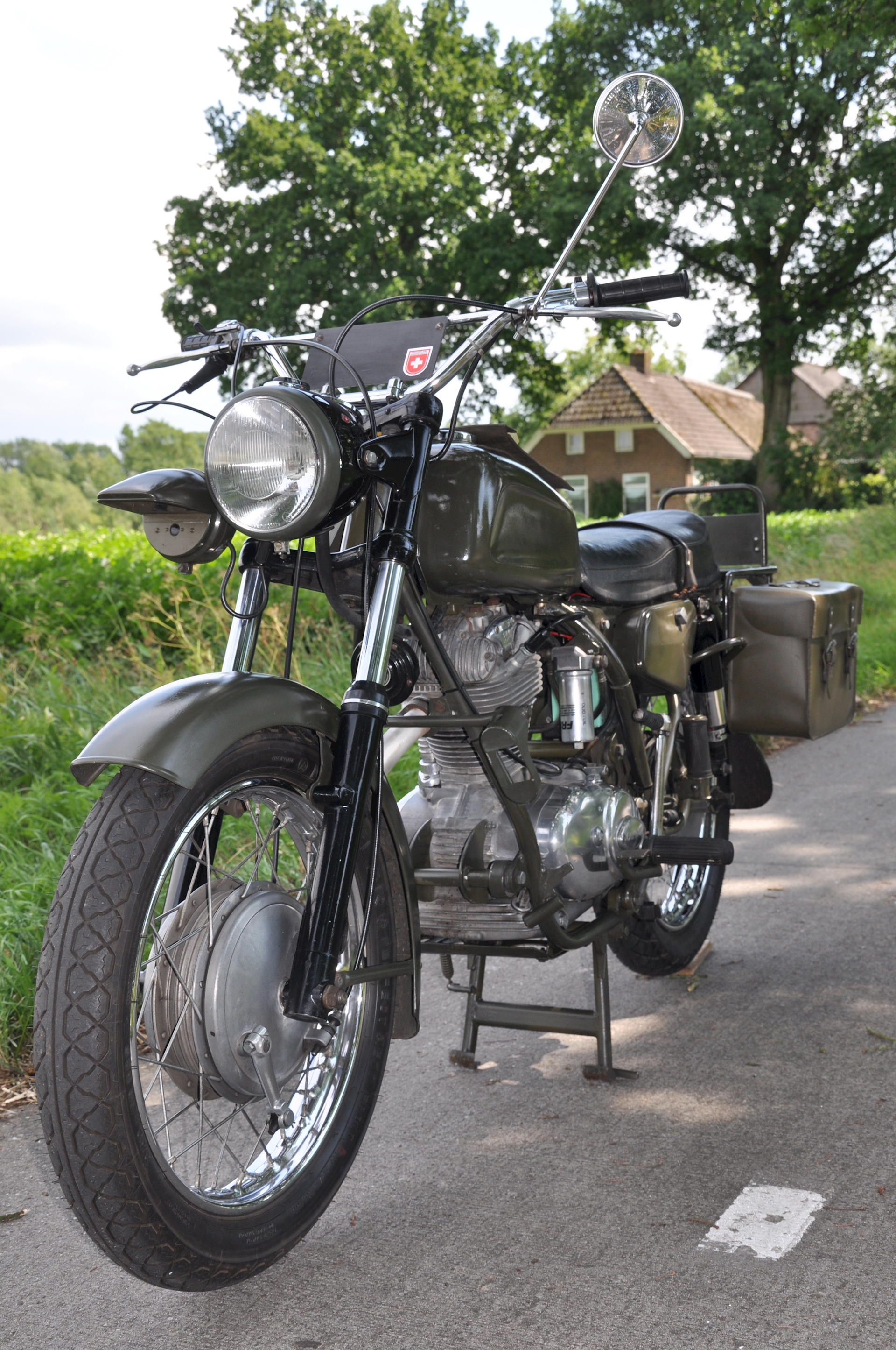 Condor A350 1975 - 06.jpg