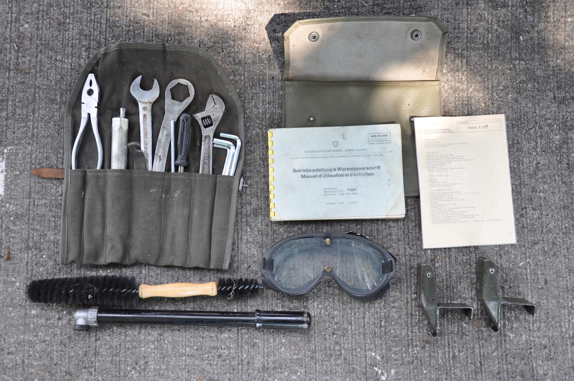 Condor A350 1975 - 08.jpg