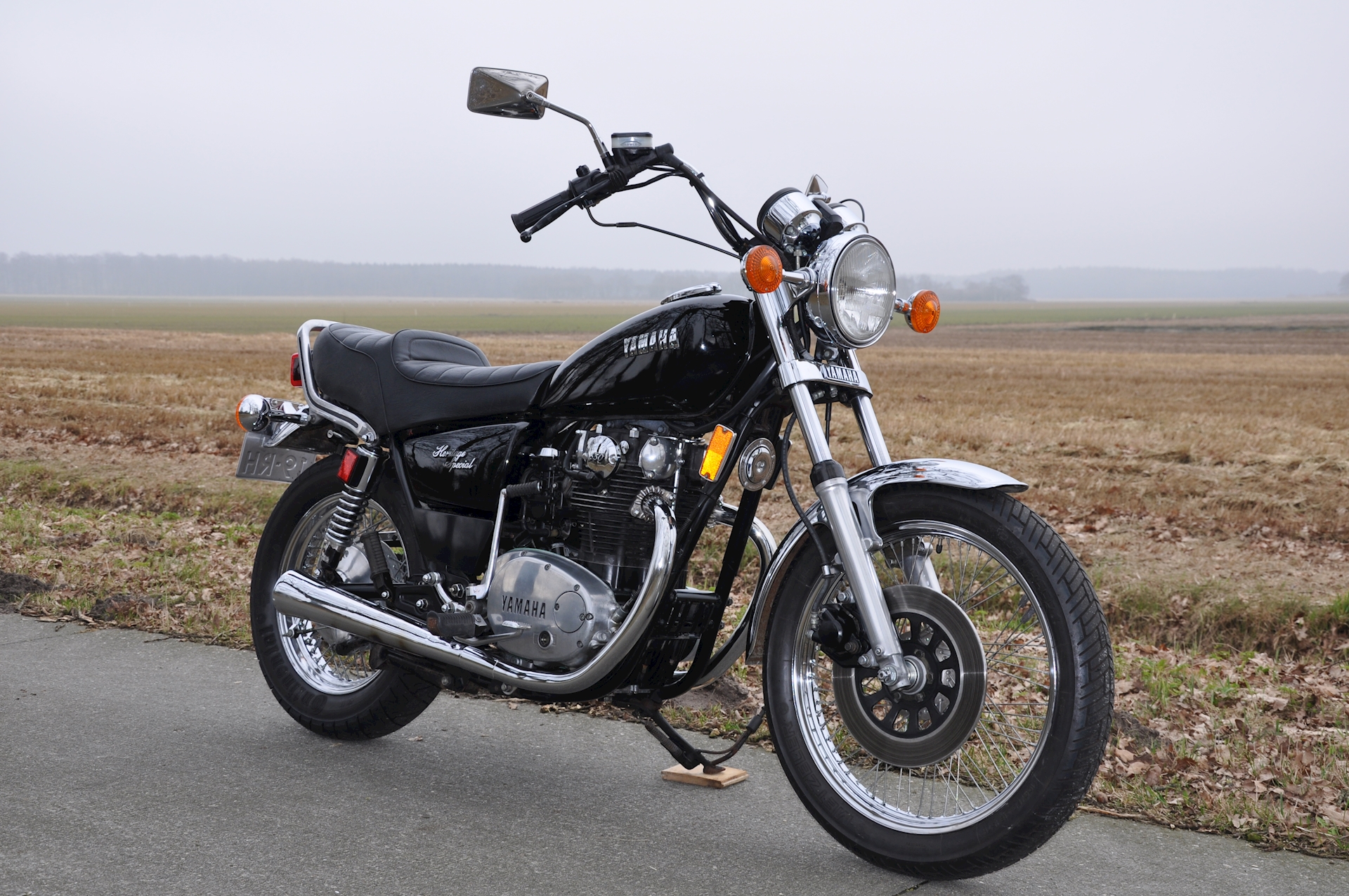 Yamaha XS650 Heritage Special 1982 - 05.jpg
