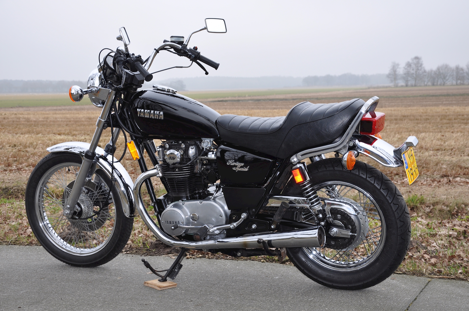Yamaha XS650 Heritage Special 1982 - 08.jpg
