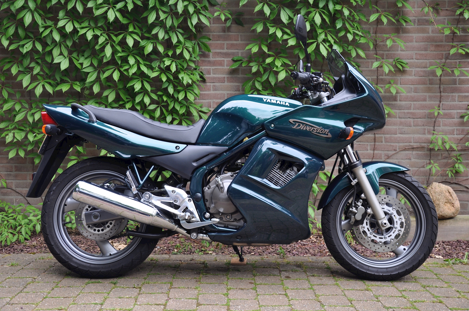 Yamaha XJ600S 1999 - 02.jpg