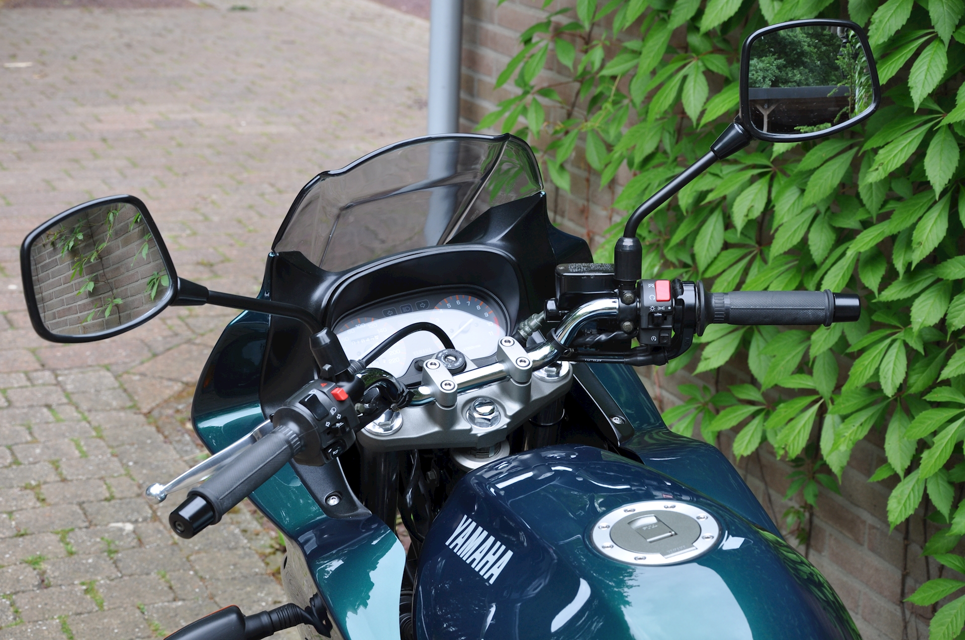 Yamaha XJ600S 1999 - 07.jpg