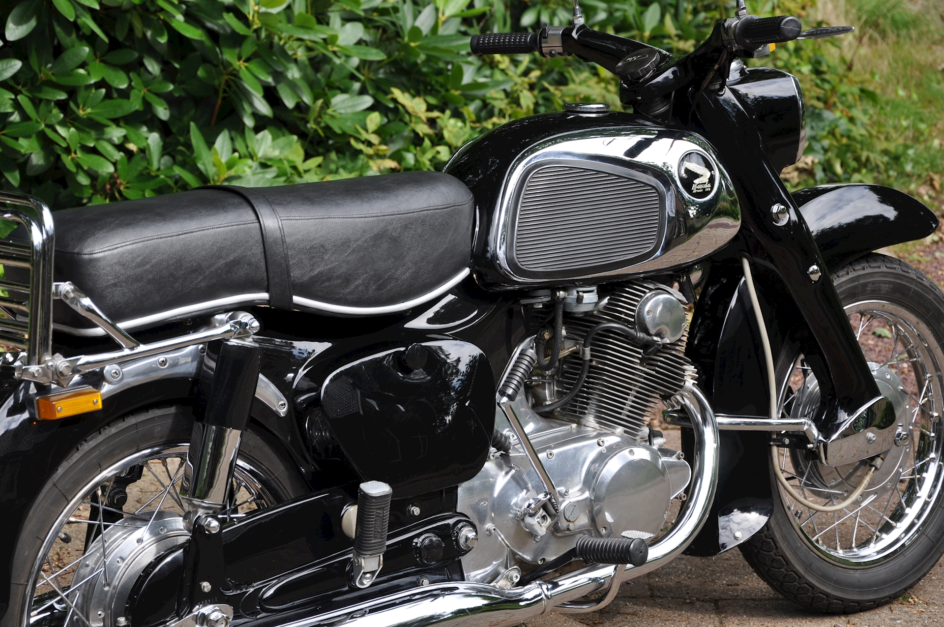 Honda Dream C77 1964 - 11.jpg