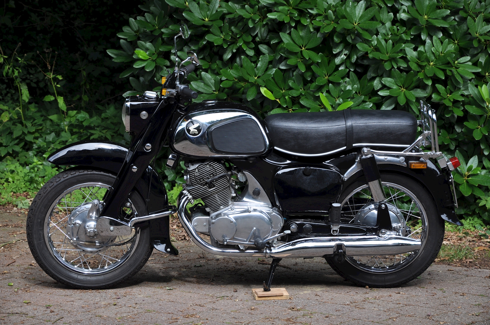 Honda Dream C77 van 1964 - Verkocht