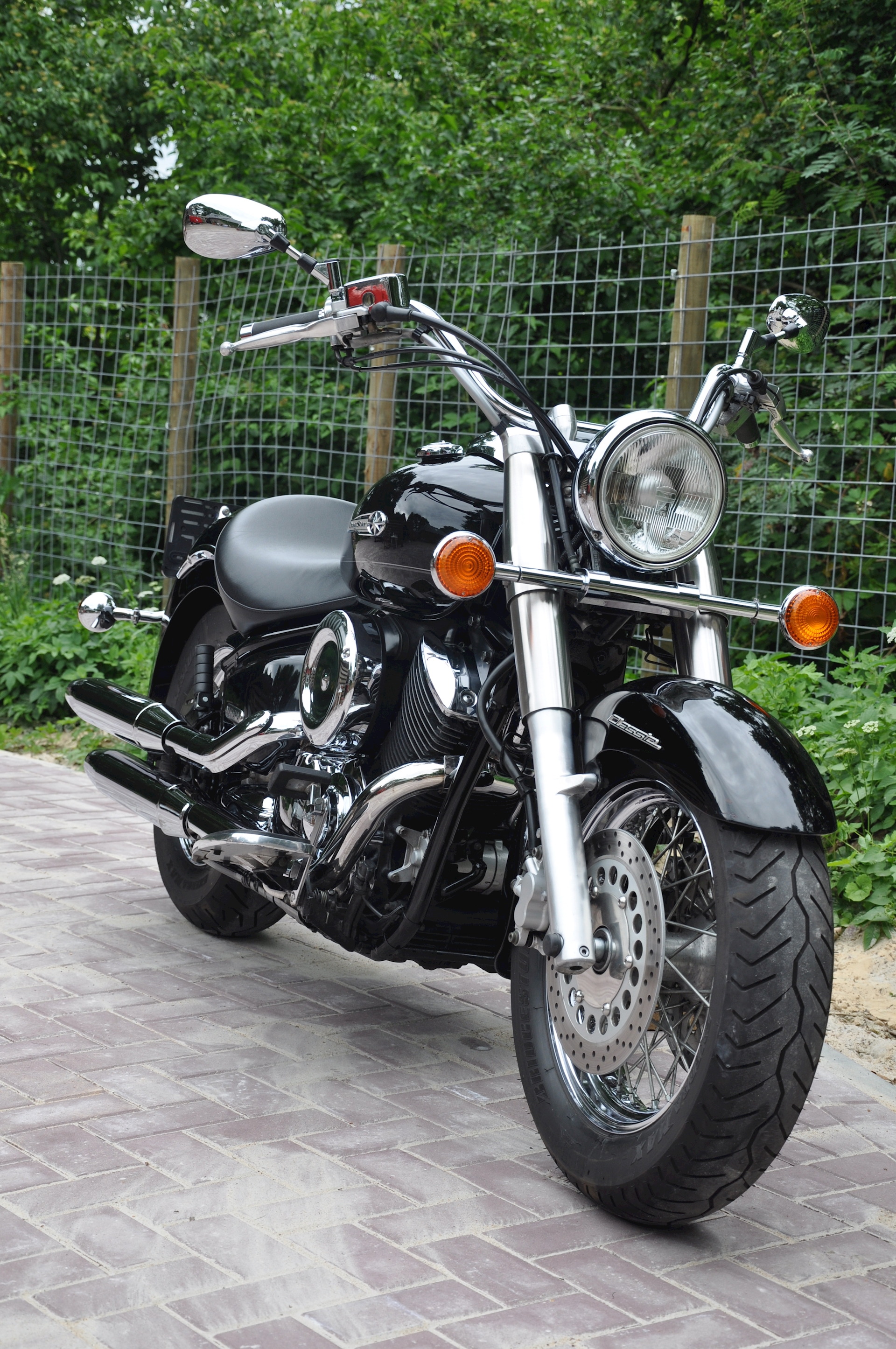 Yamaha Dragstar 1100 Classic 2001 - 06.jpg