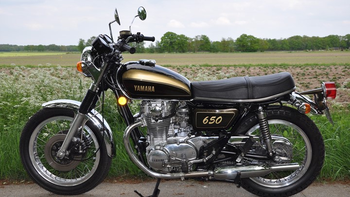 Yamaha XS650 1977 - 01.jpg