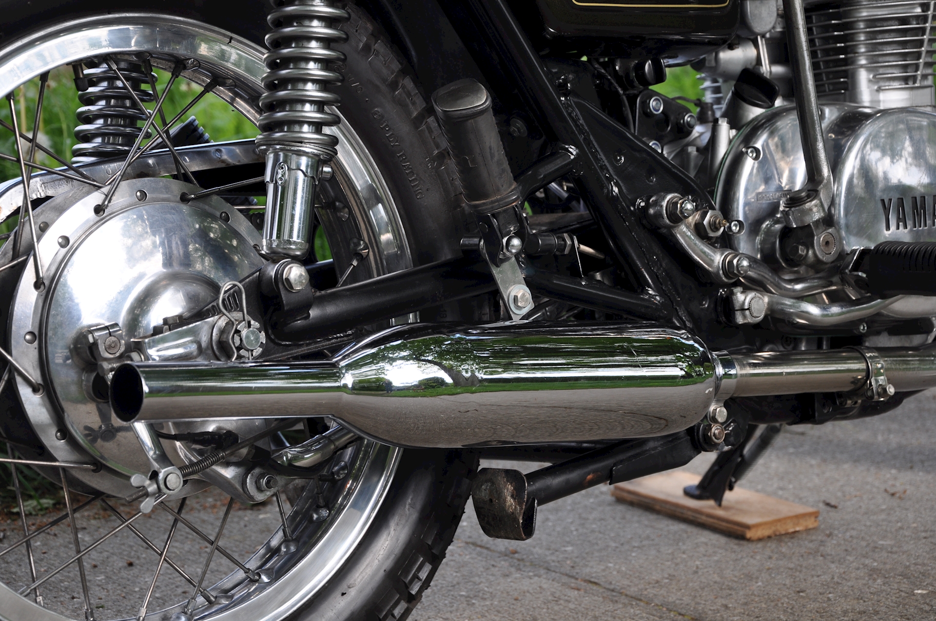 Yamaha XS650 1977 - 08.jpg