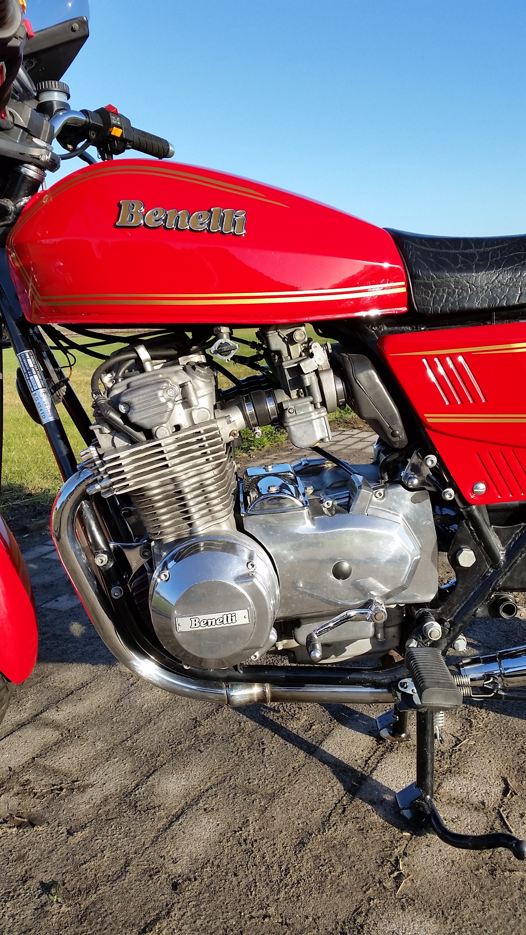 Benelli 654 1985 - 05.jpg