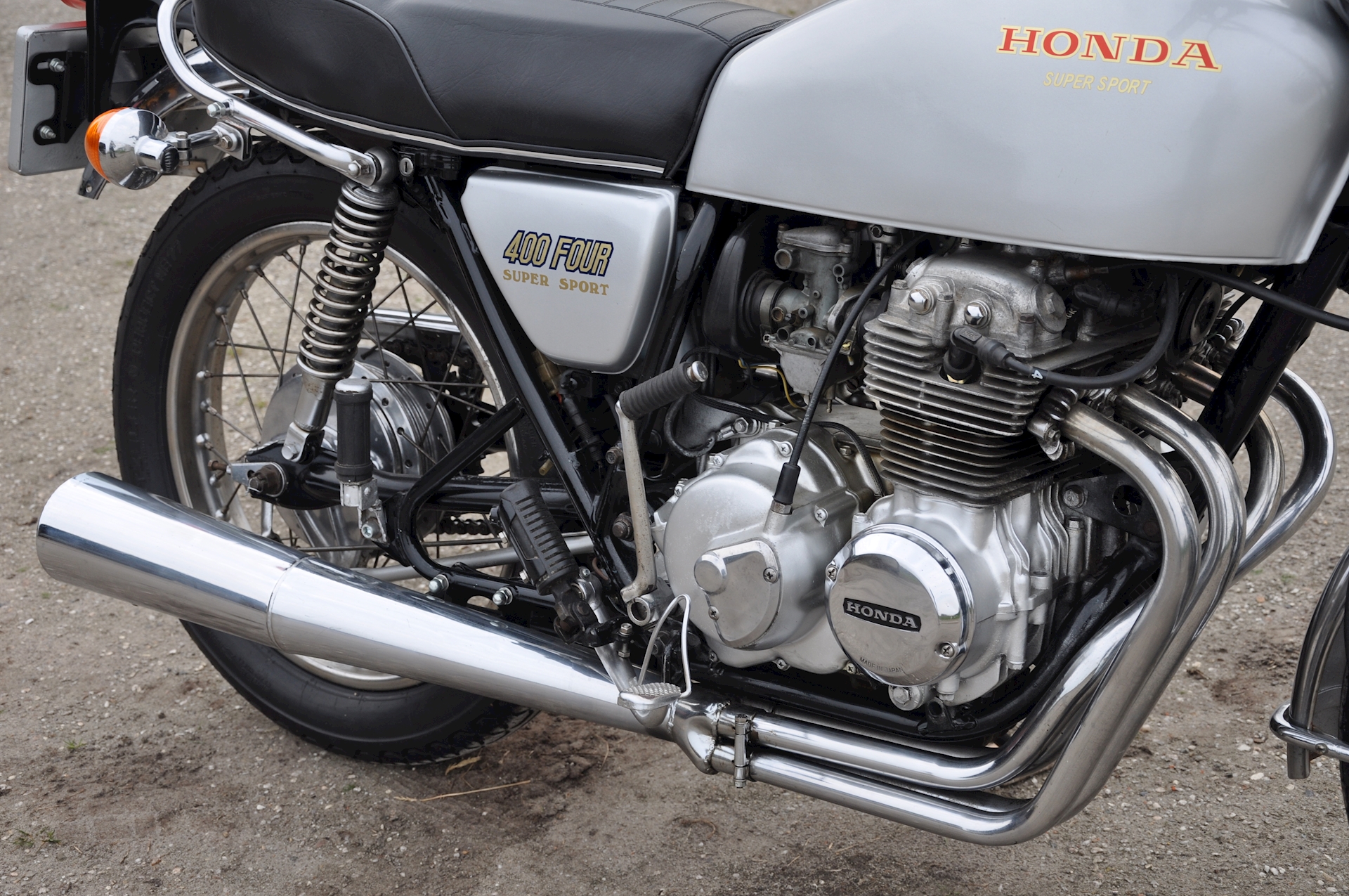 Honda CB400F Super Sport grijs 1977 - 05.JPG