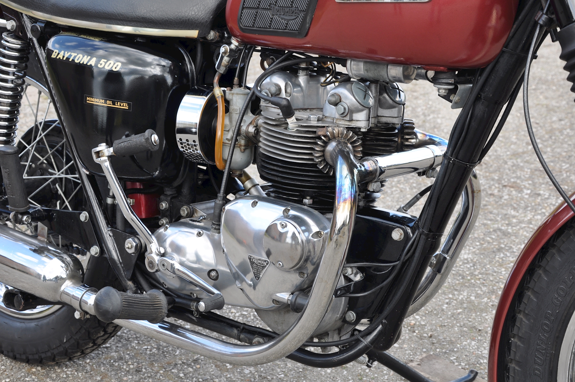 Triumph T100R 1971- 06.JPG