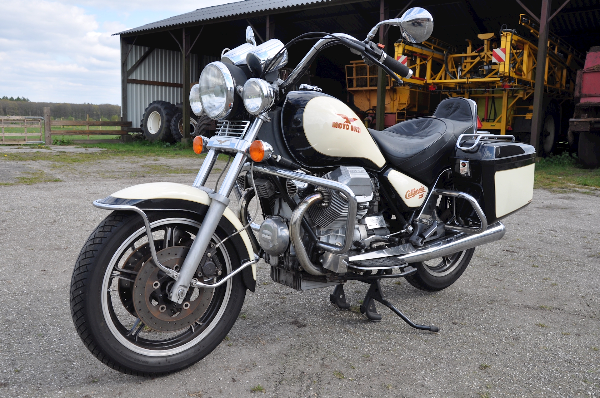 Moto Guzzi California III 1100cc 1992 - 03.jpg