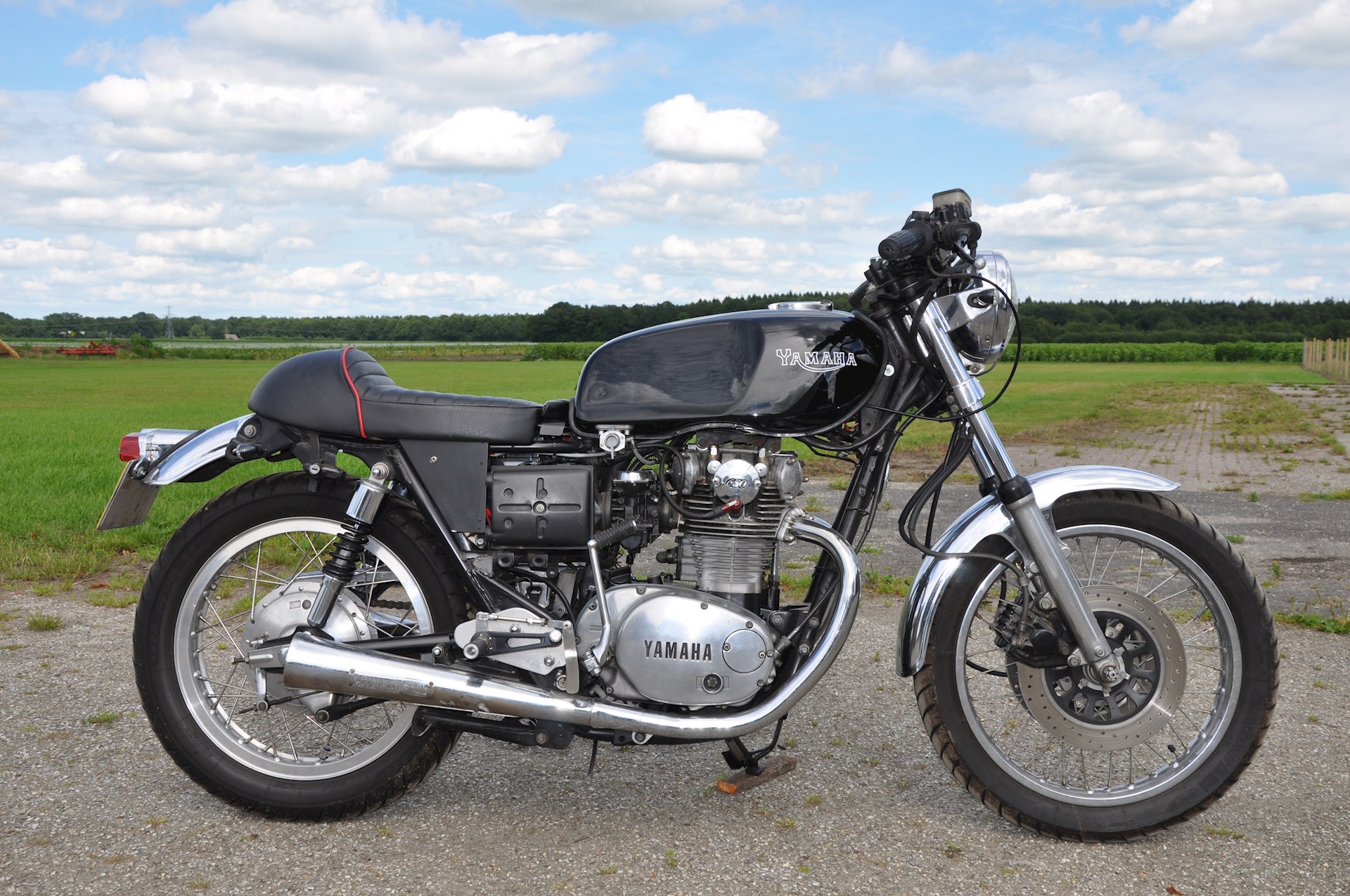 Yamaha XS650SE Caferacer - 02.JPG