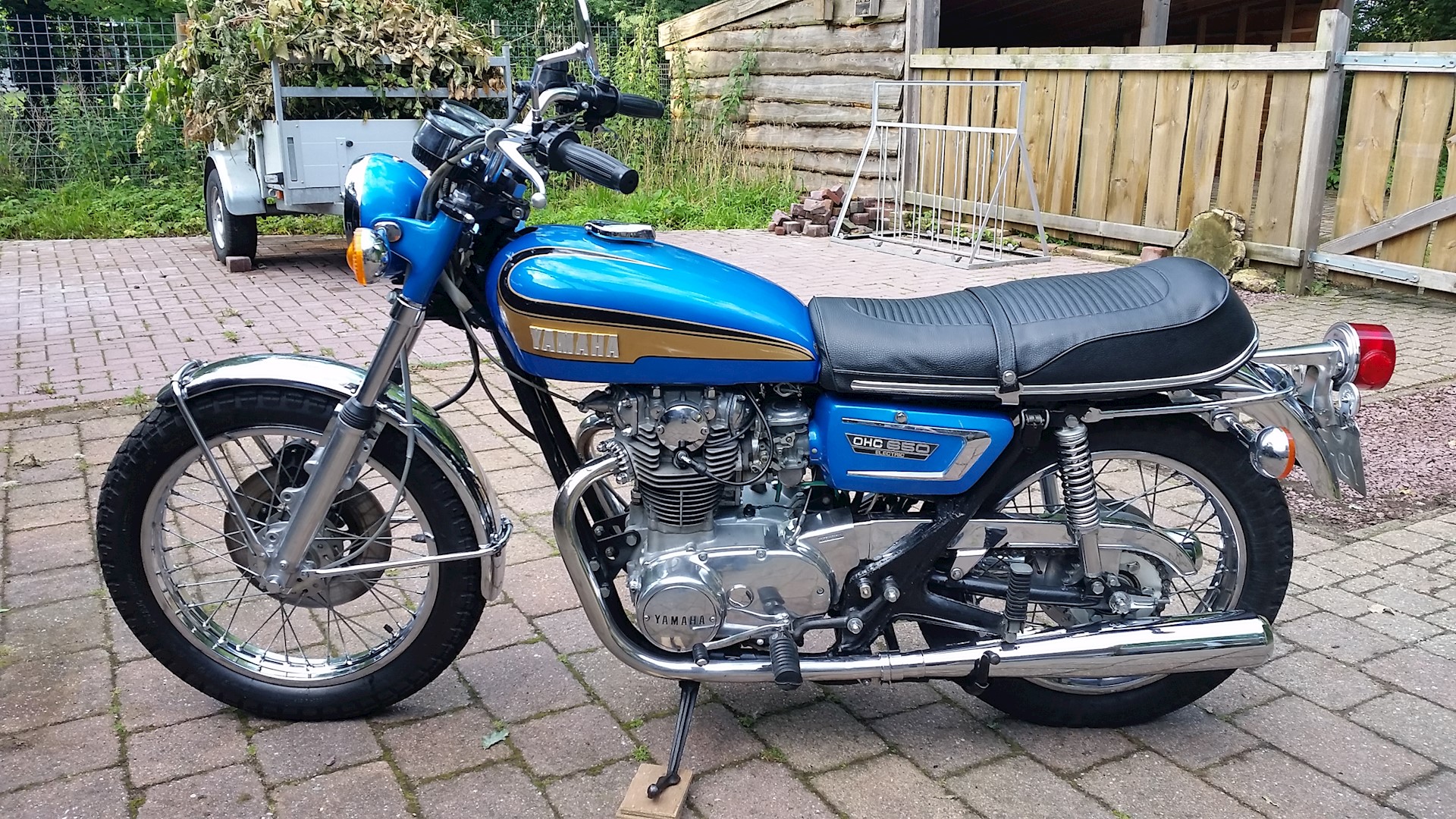 Yamaha TX650 1973 - 03.jpg