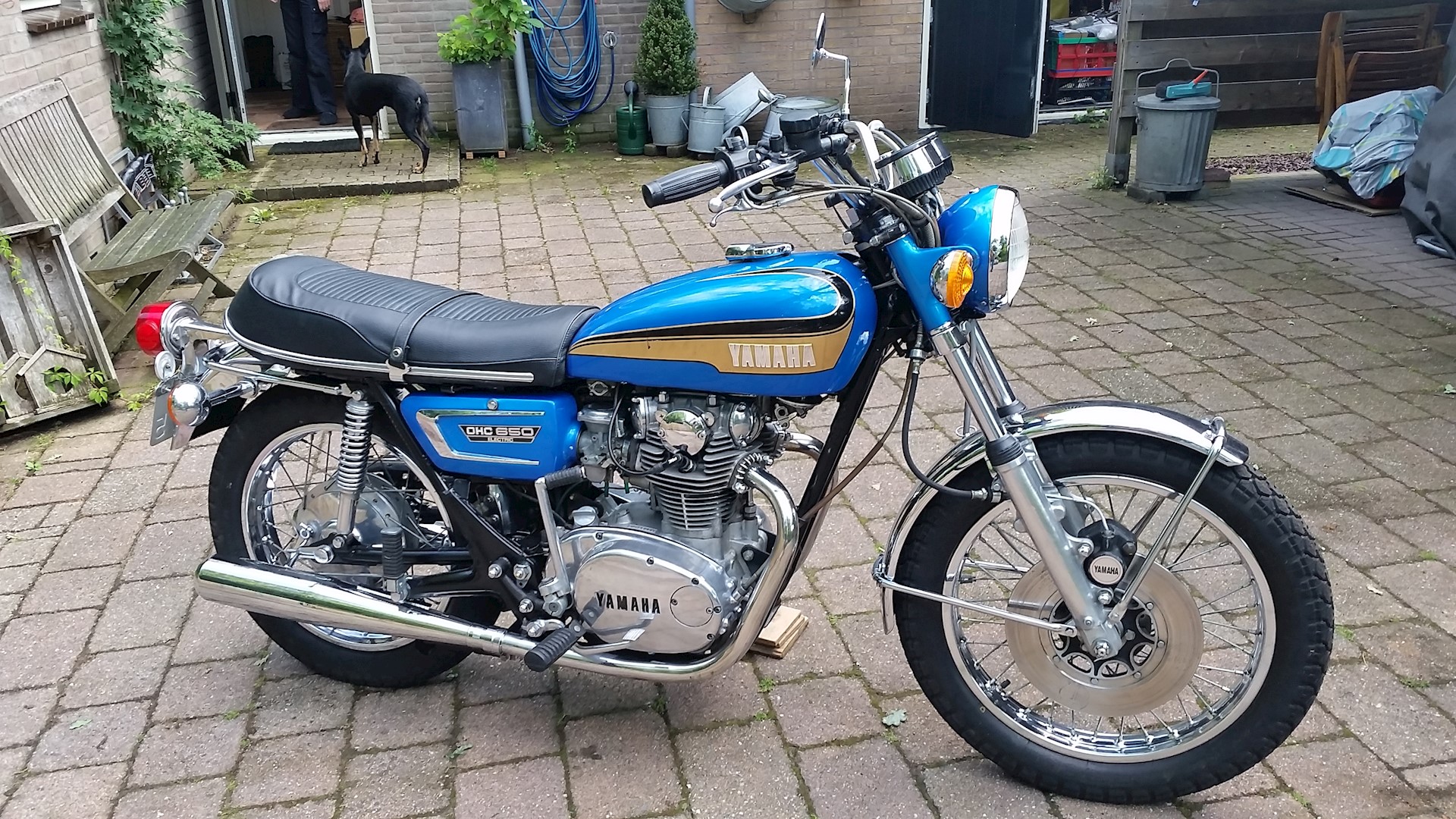 Yamaha TX650 1973 - 04.jpg