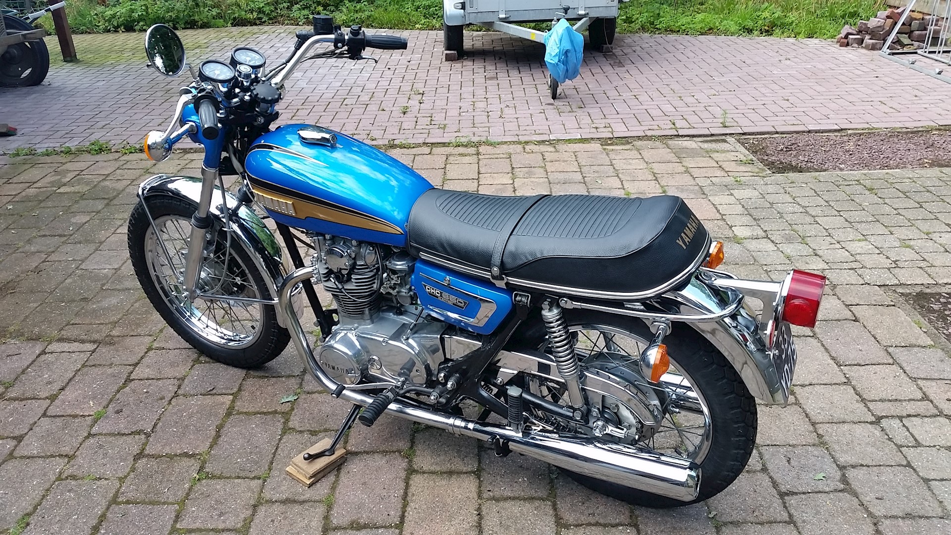 Yamaha TX650 1973 - 05.jpg