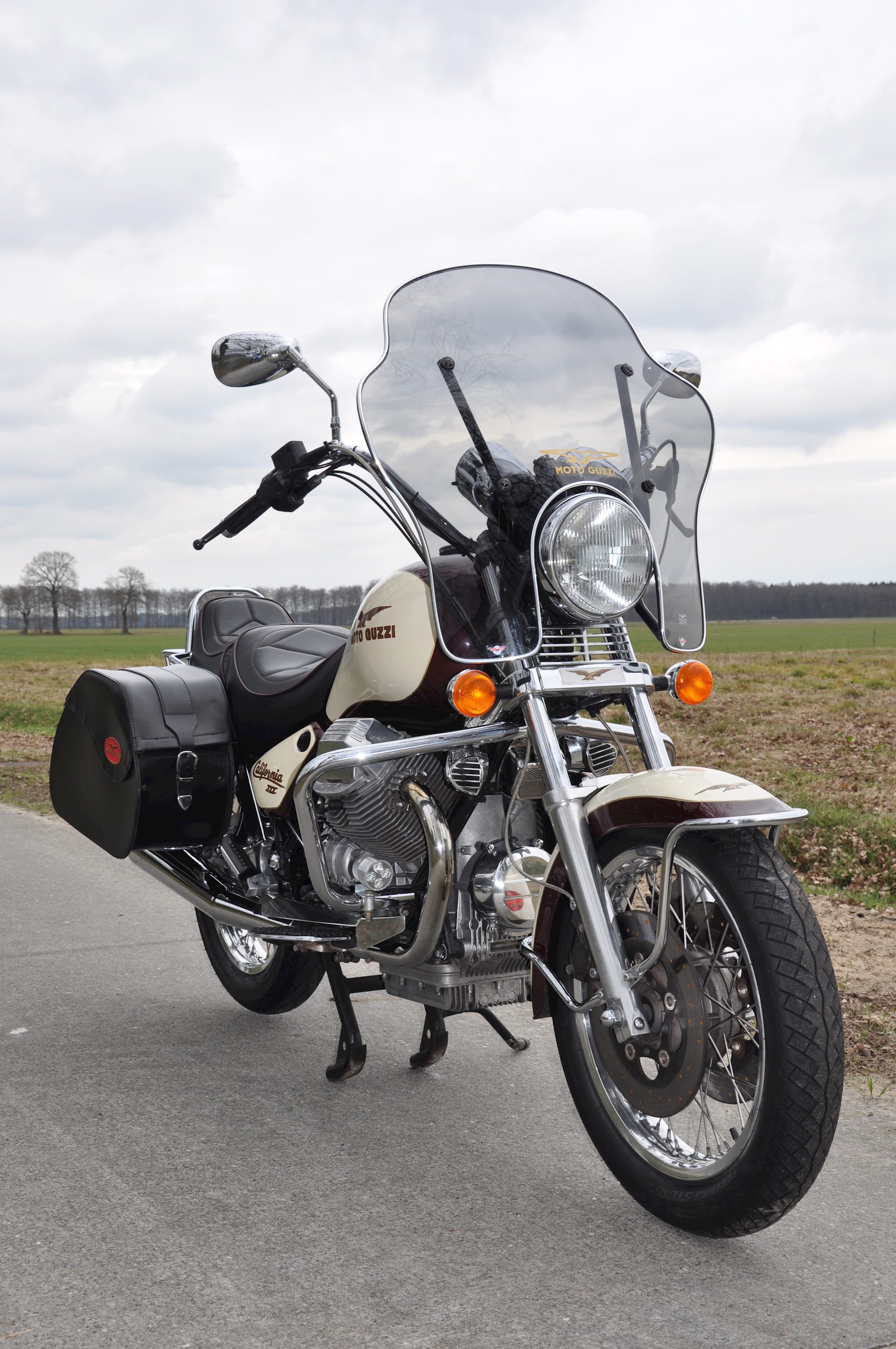 Moto-Guzzi Cali III 1990 FR-07.JPG