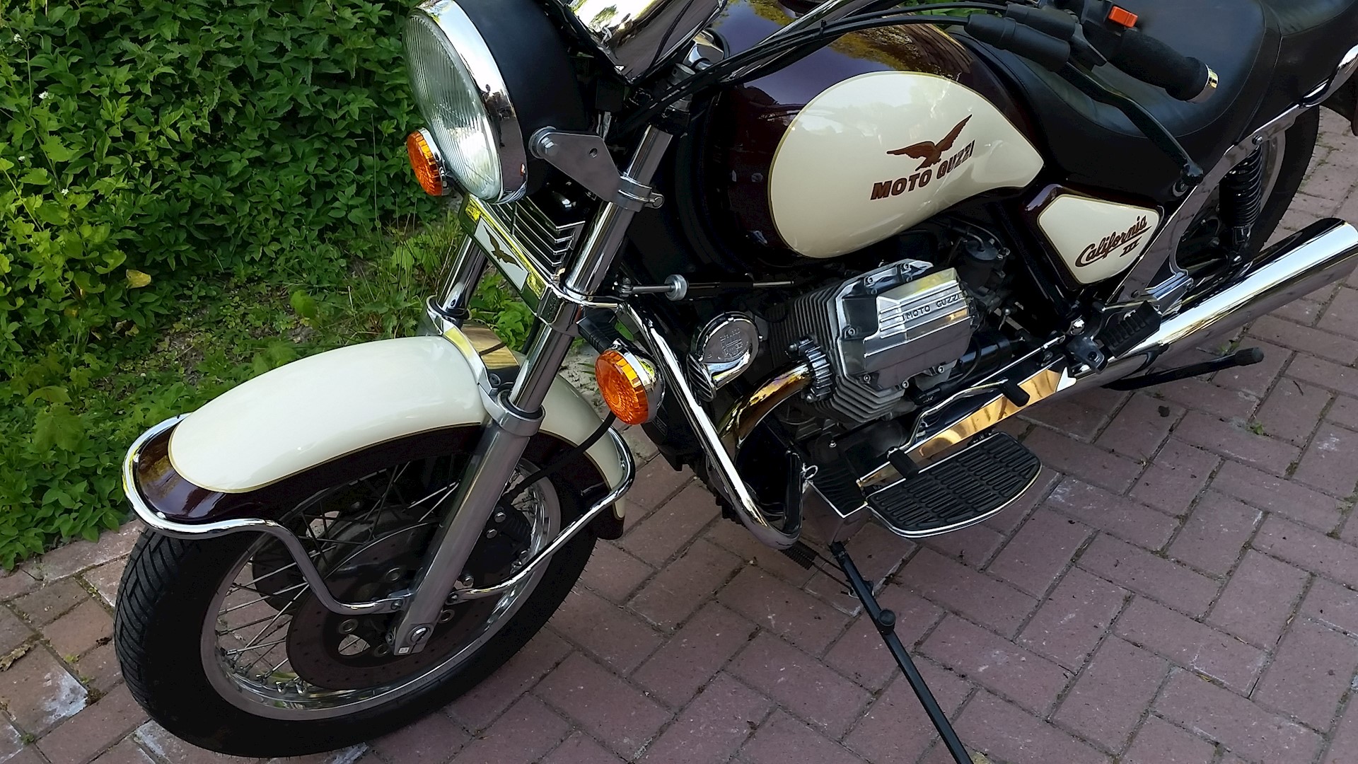 Moto-Guzzi California III 1993 - 08.jpg