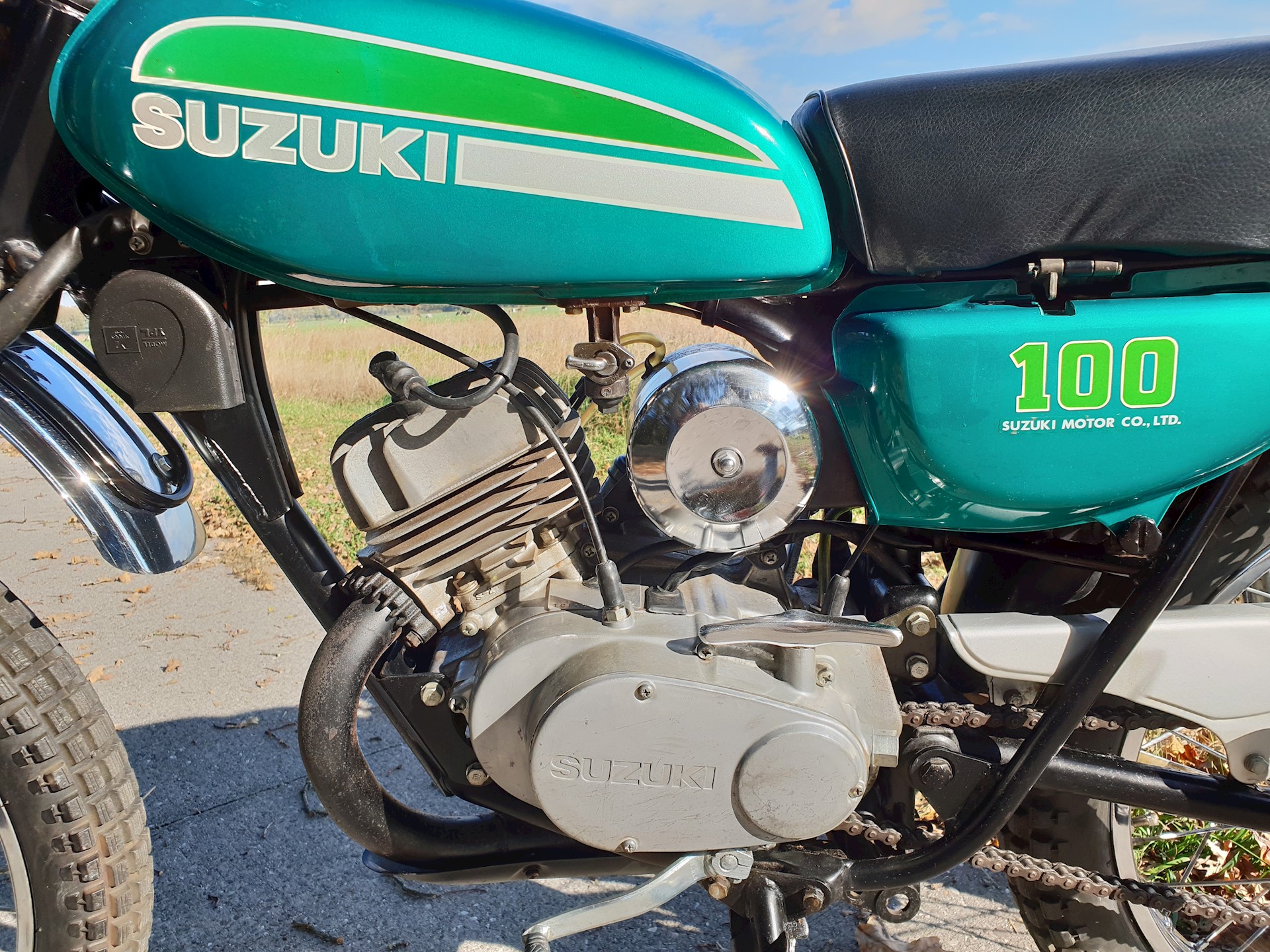 Suzuki TC100 1974 Gepoetst - 18.jpg