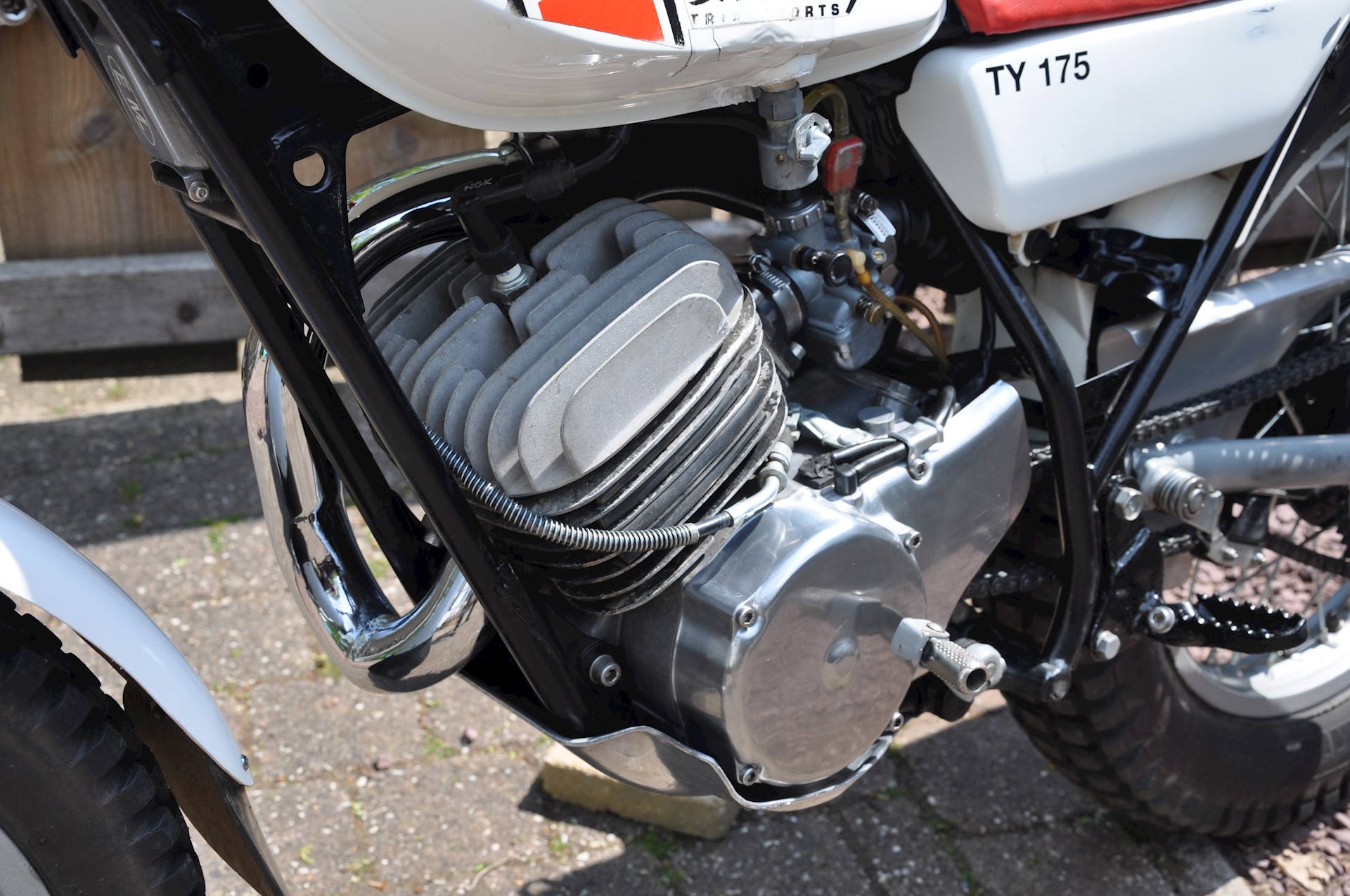 Yamaha TY175 Trial 1976 - 05.jpg