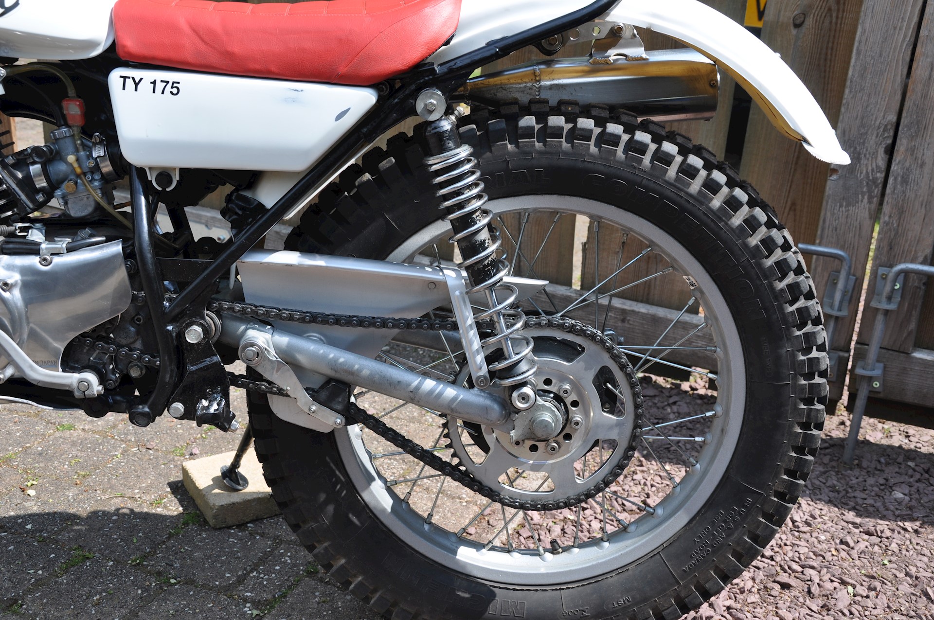 Yamaha TY175 Trial 1976 - 09.jpg
