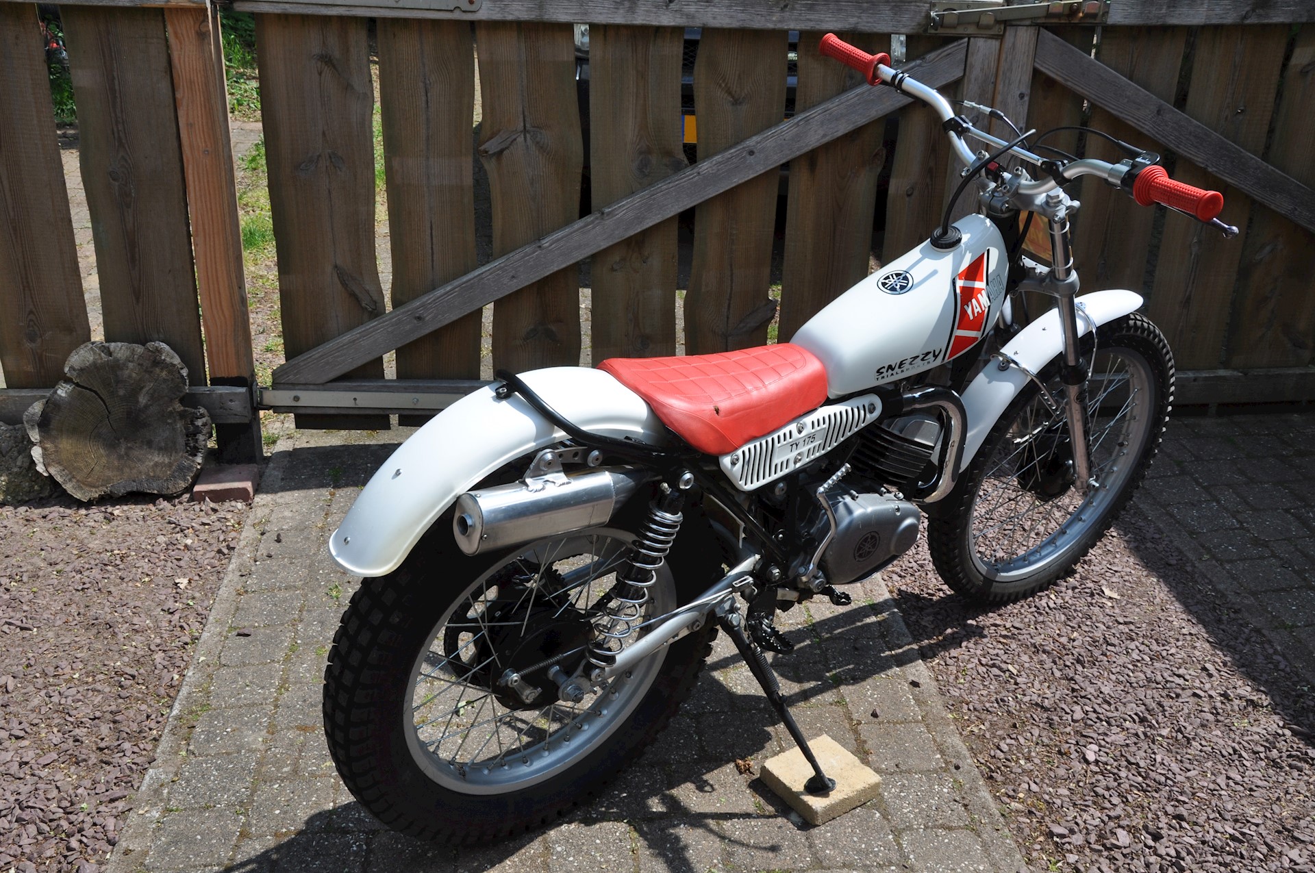 Yamaha TY175 Trial 1976 - 18.jpg