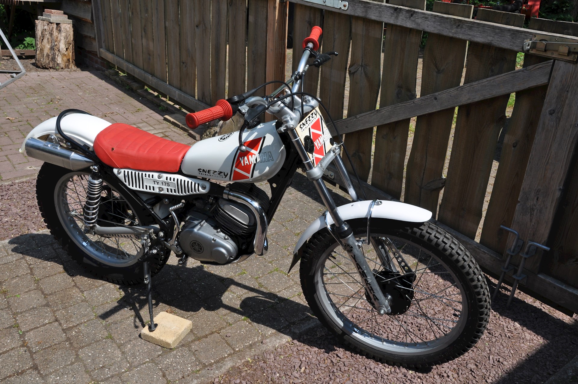 Yamaha TY175 Trial 1976 - 22.jpg