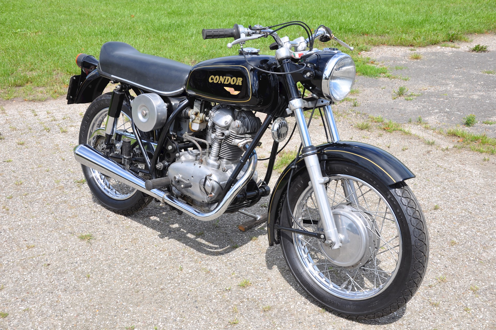 Condor A350 1976  - T08.JPG