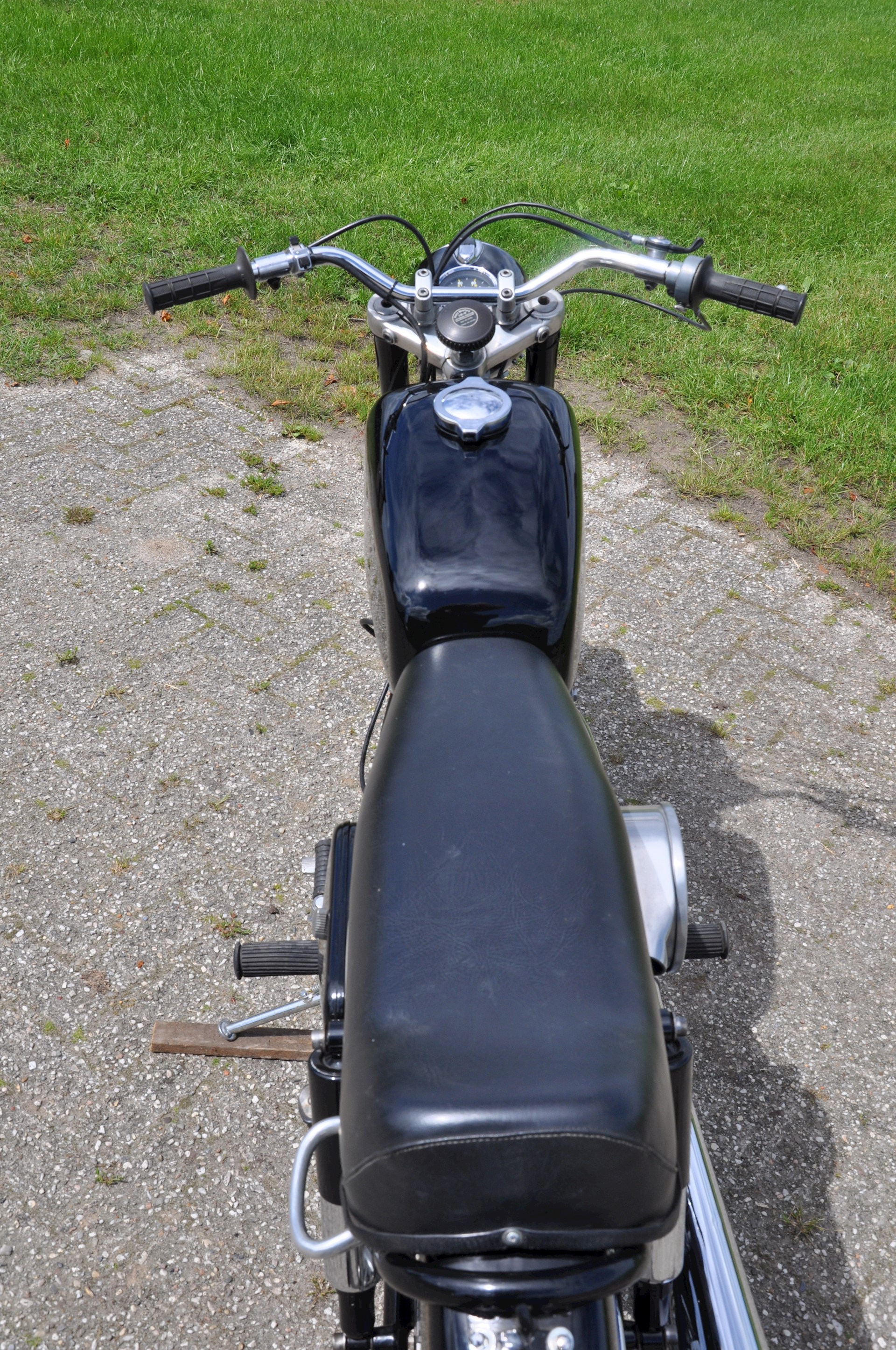 Condor A350 1976  - T10.JPG