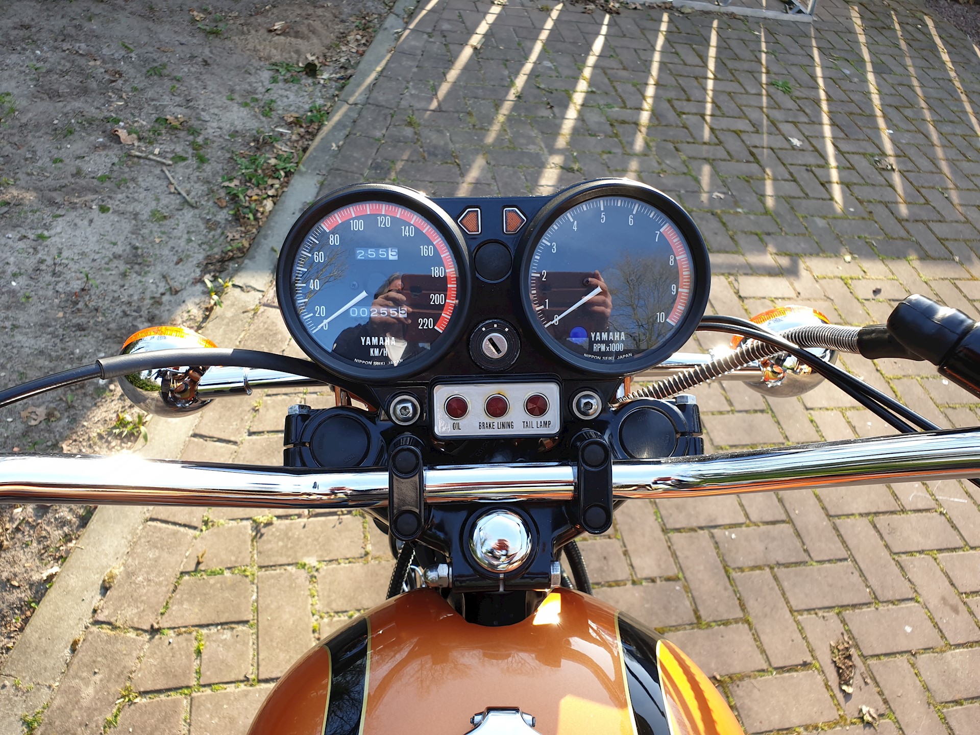 TX750 oranje -11.jpg