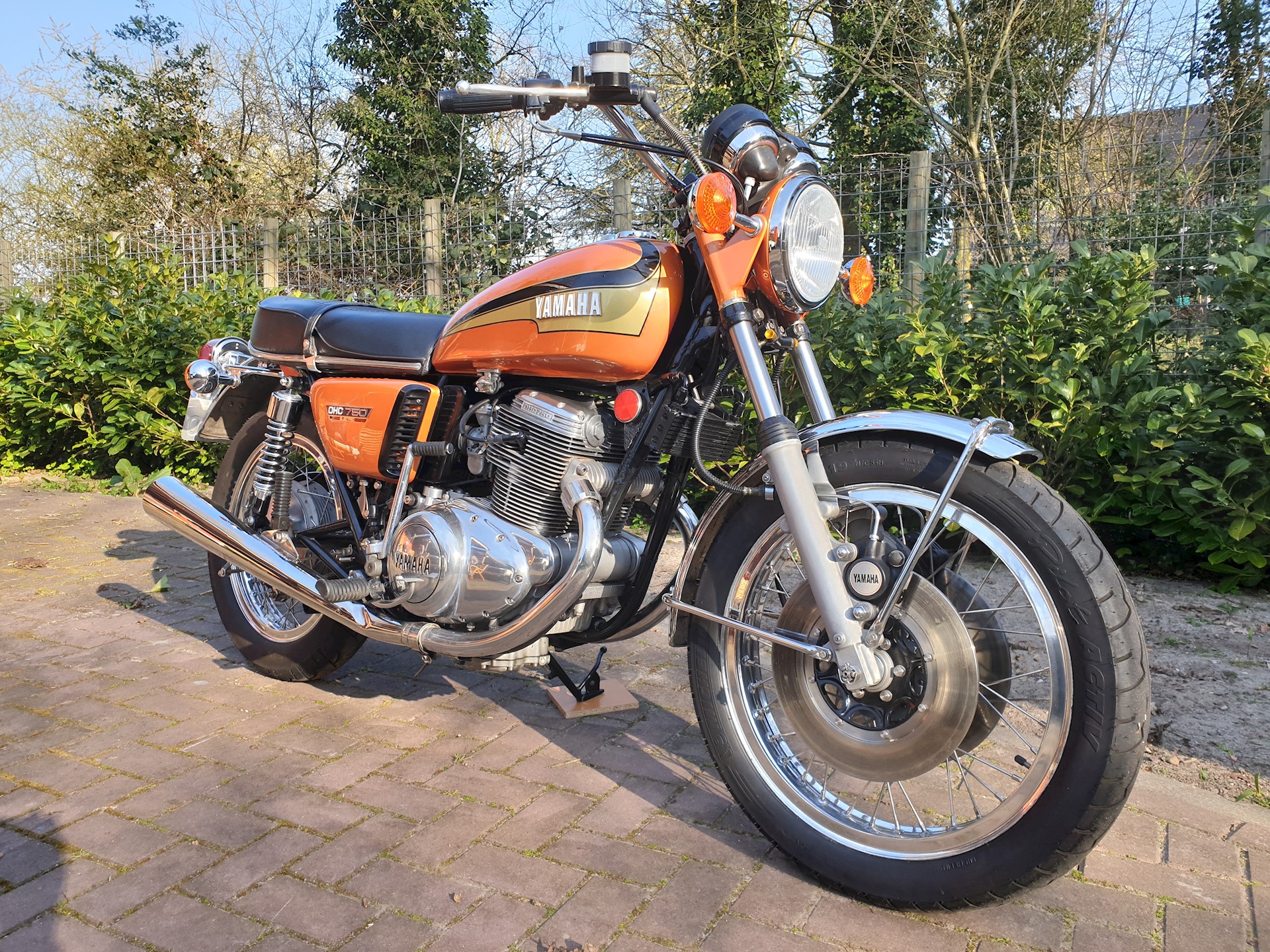TX750 oranje -16.jpg