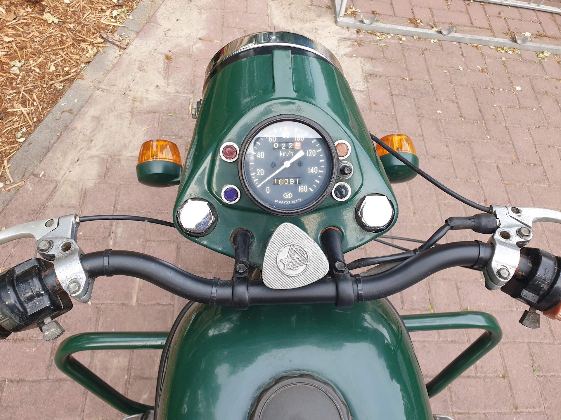 Ural IMZ-8 1993 - 08.jpg